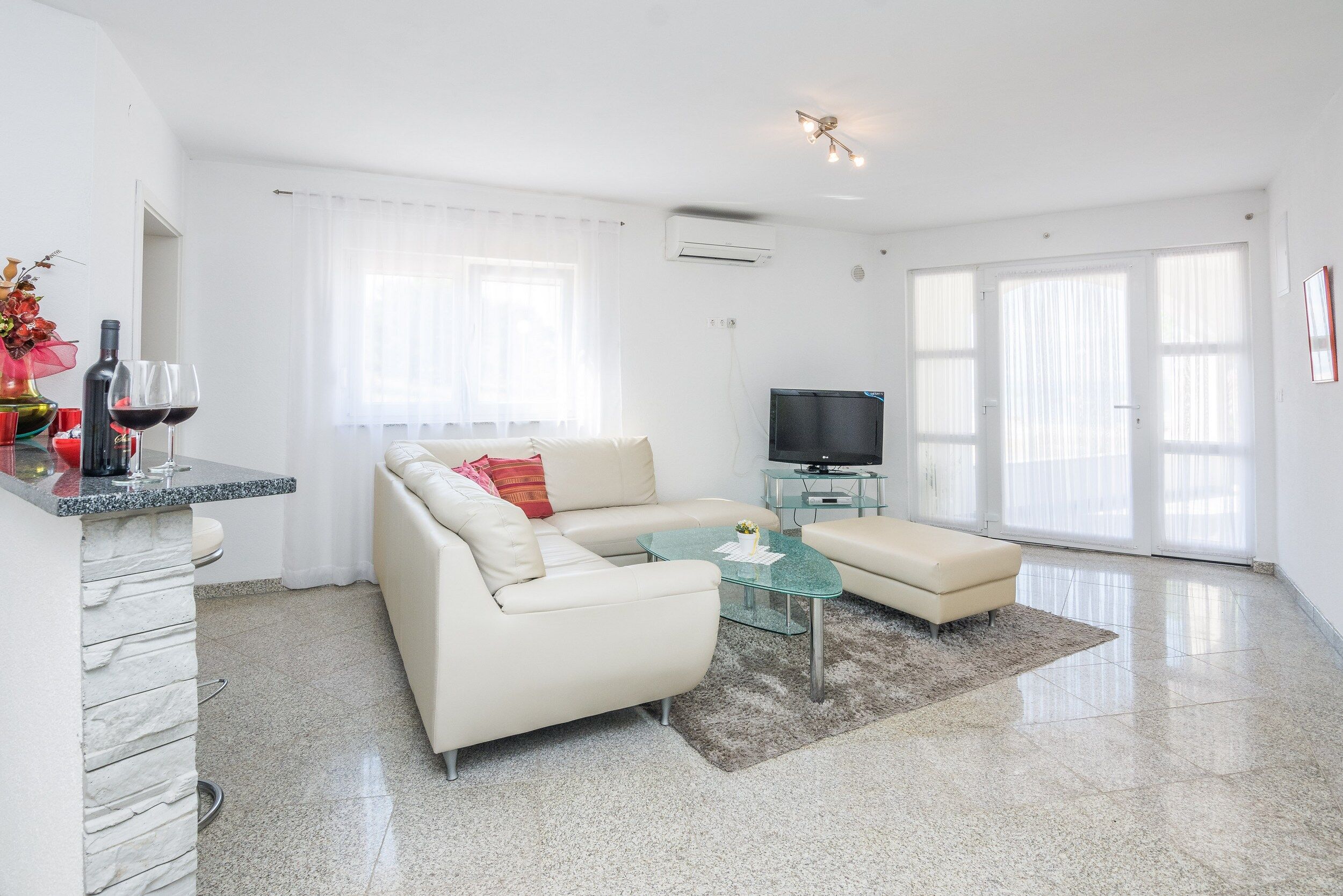 Apartments Andelic 17325-A2