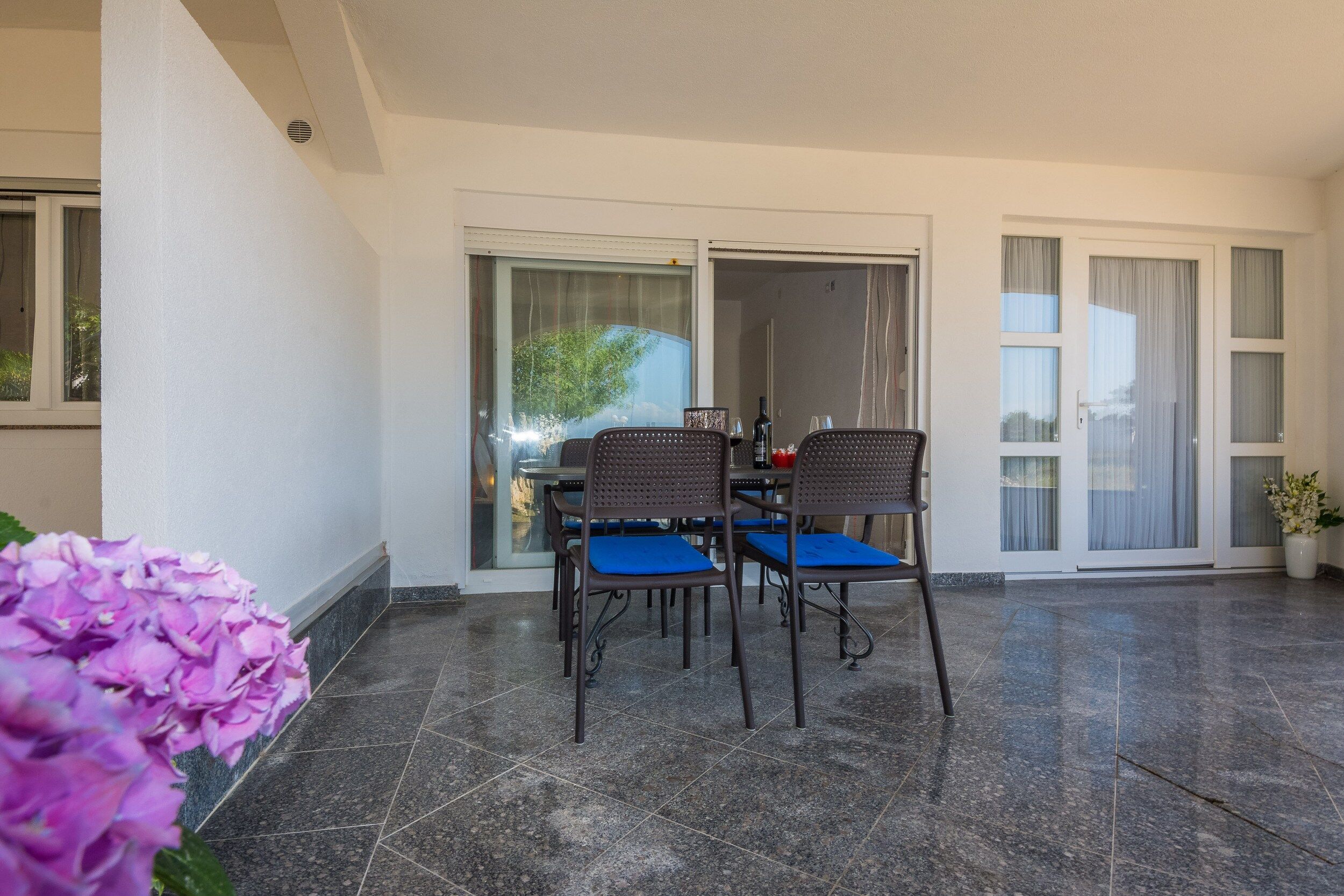 Apartments Andelic 17325-A2