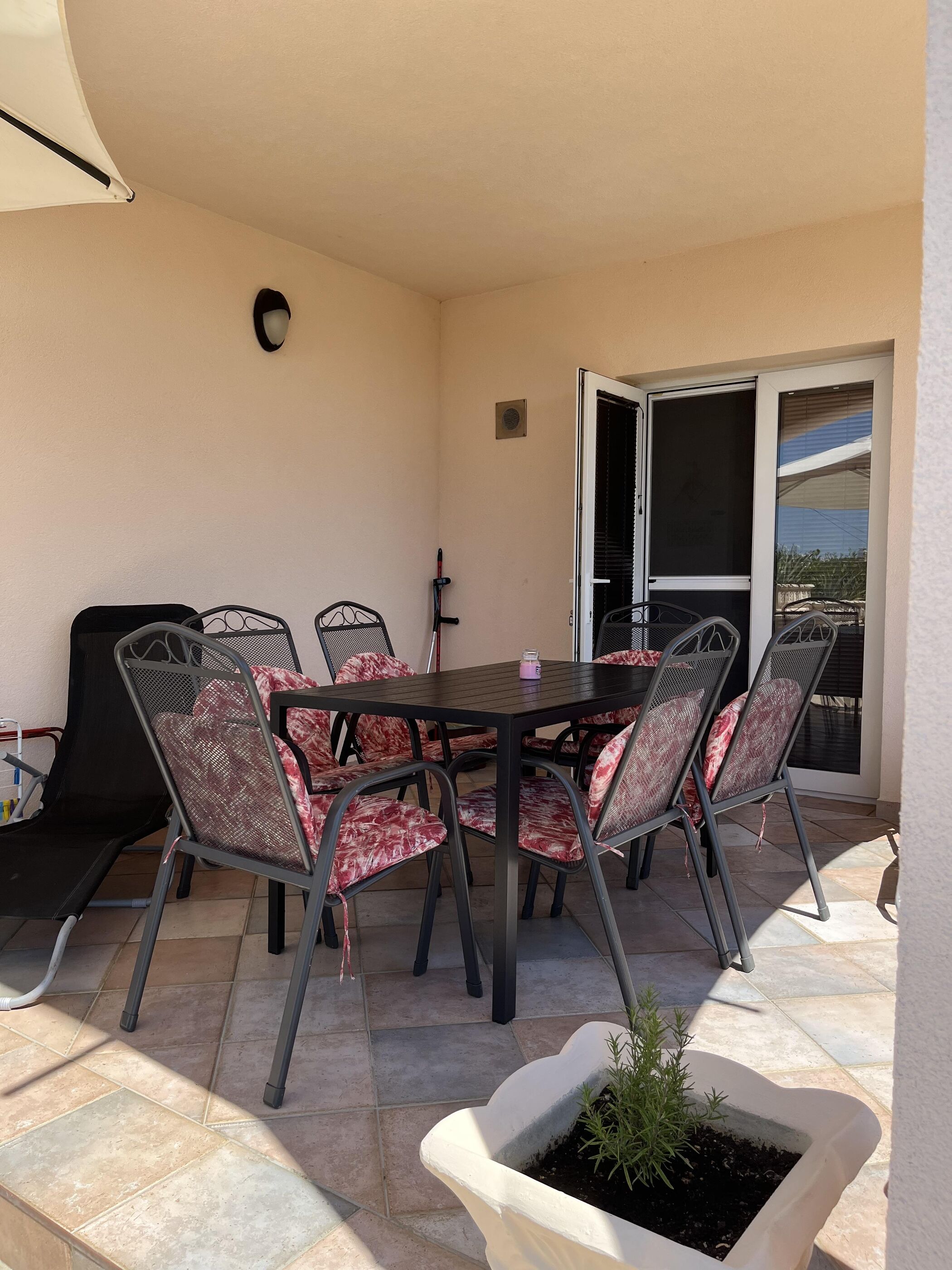 Apartments Strahija 50141-A1