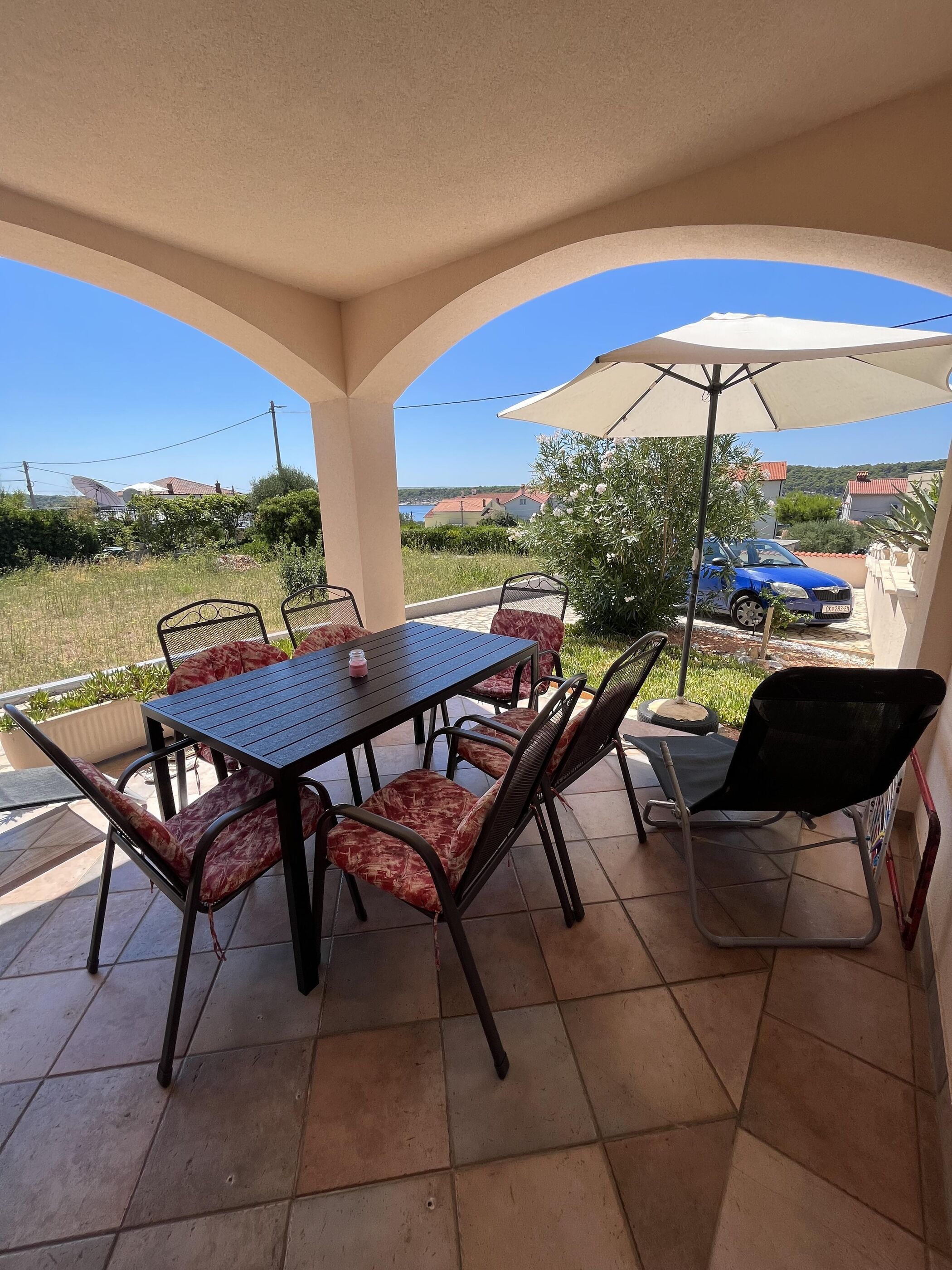 Apartments Strahija 50141-A1