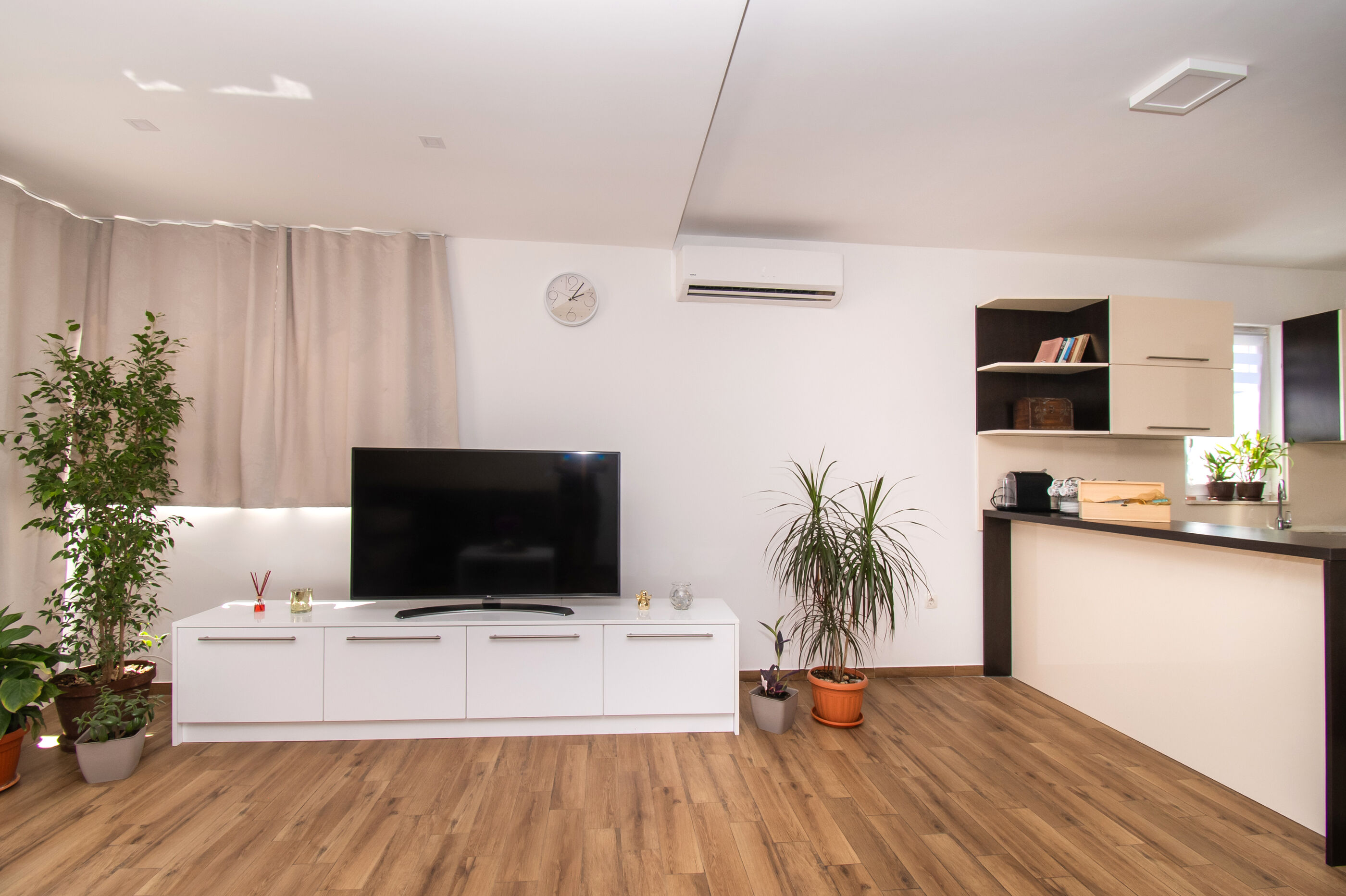 Villa Divine V9471-K1