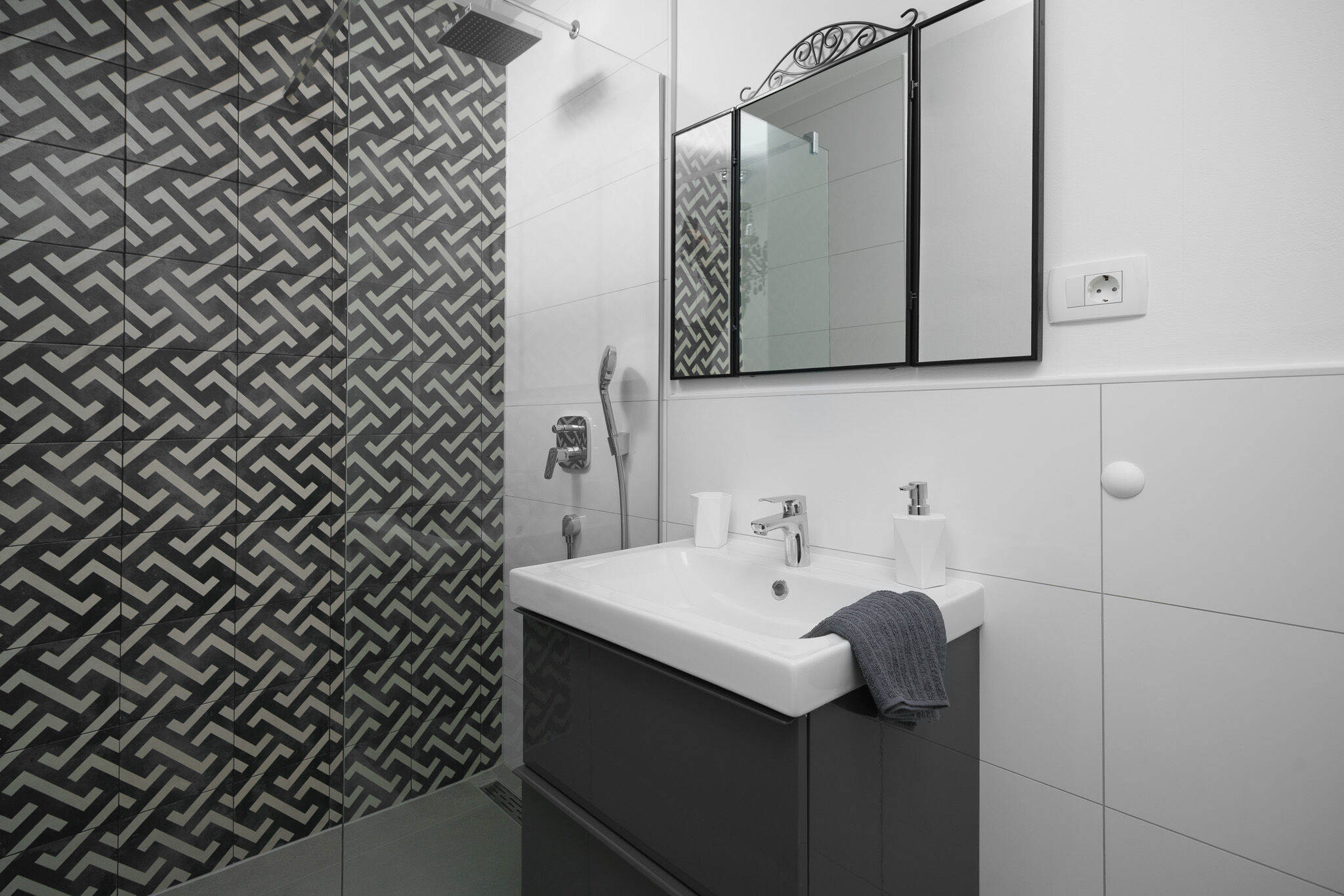 House Luxury Konforta 89631-K1