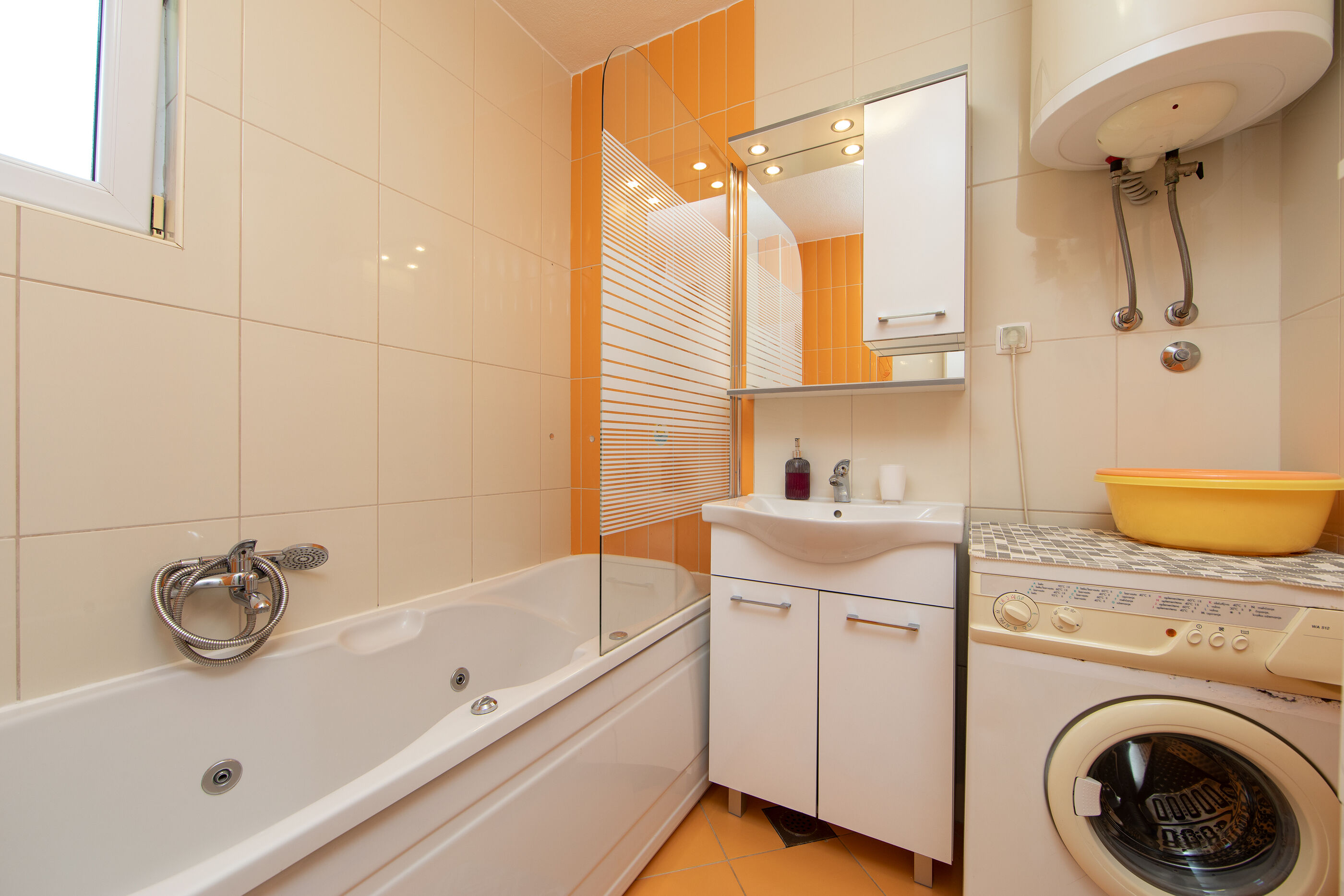 Apartments Nina & Mili 78581-A1