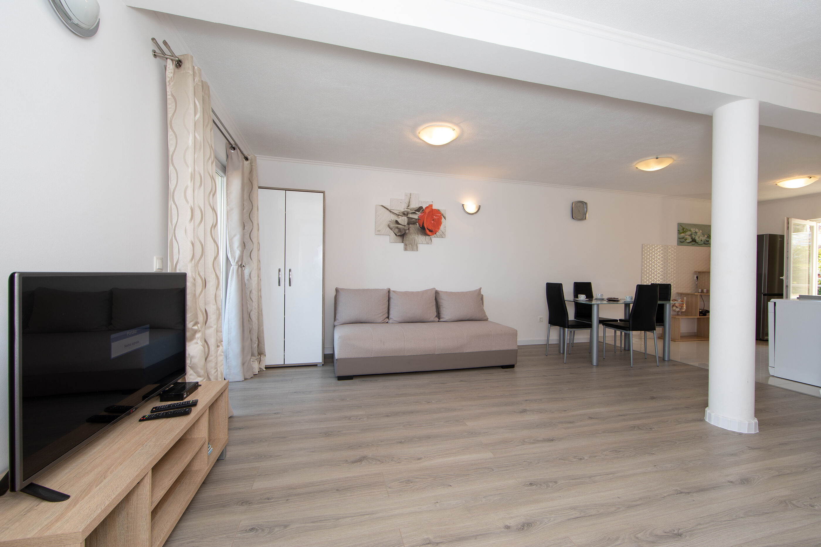 Apartments Nina & Mili 78581-A2