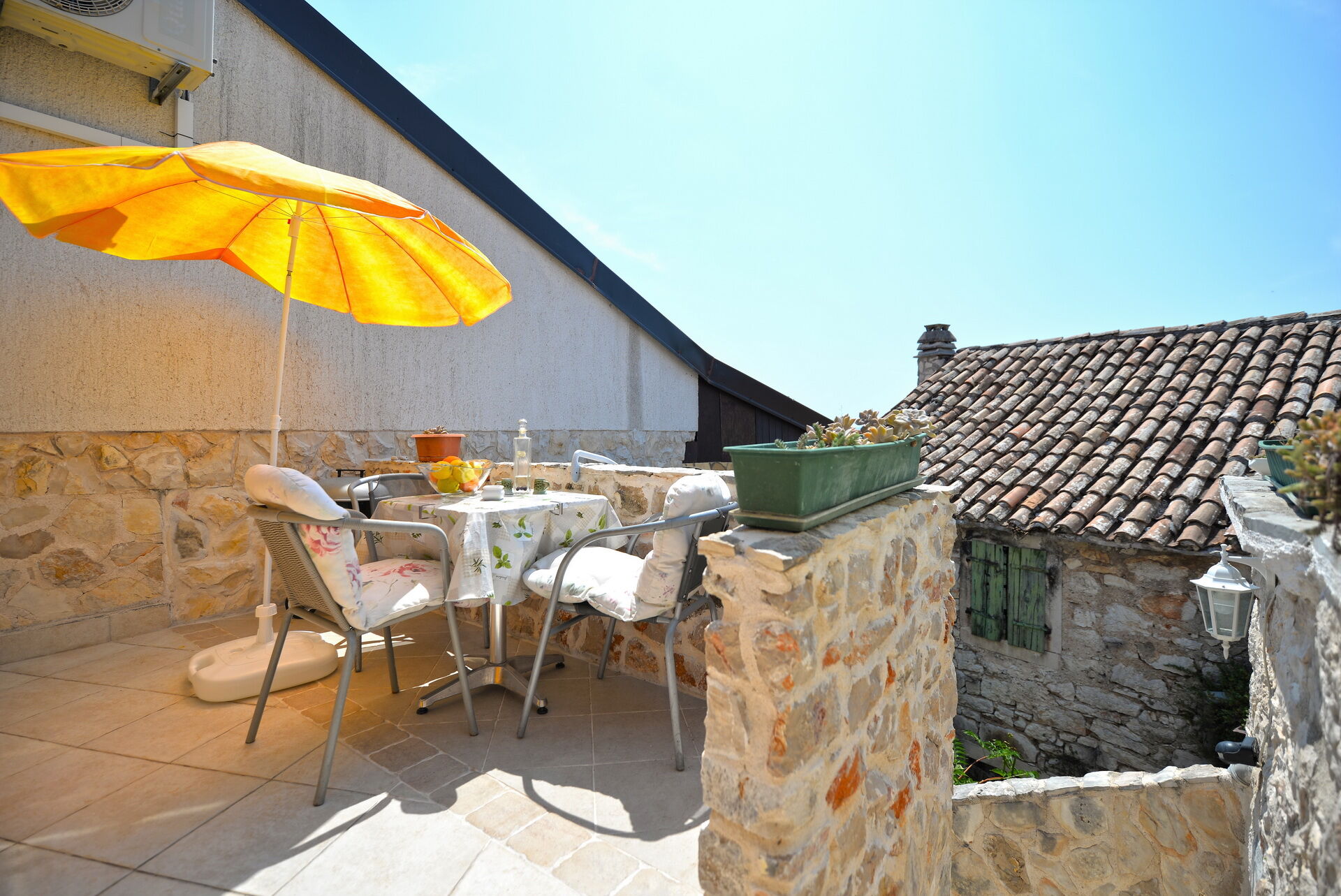 Apartments Sunce 89851-A1