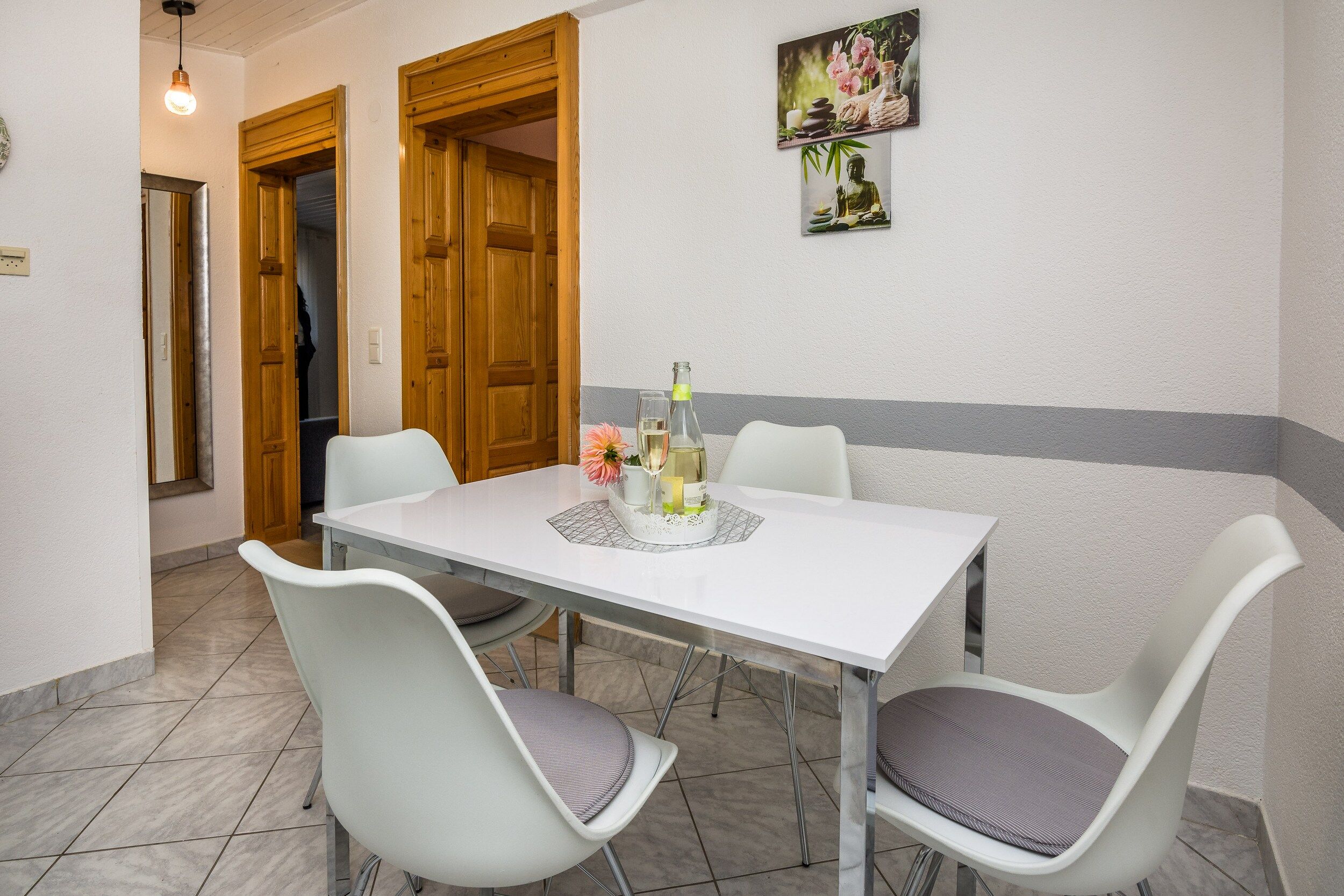 Apartments Genster 18437-A1