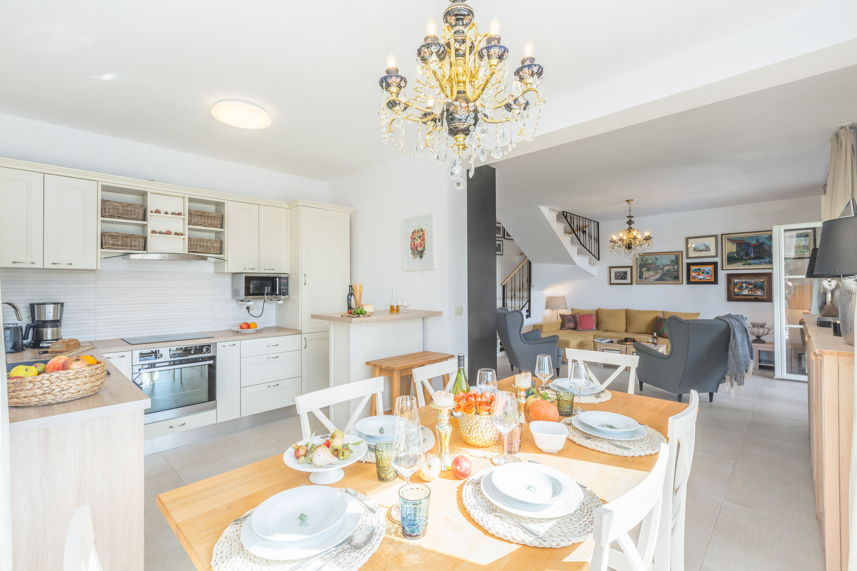 Villa Nar s bazenom i predivnim panoramskim pogledom V2261-K1