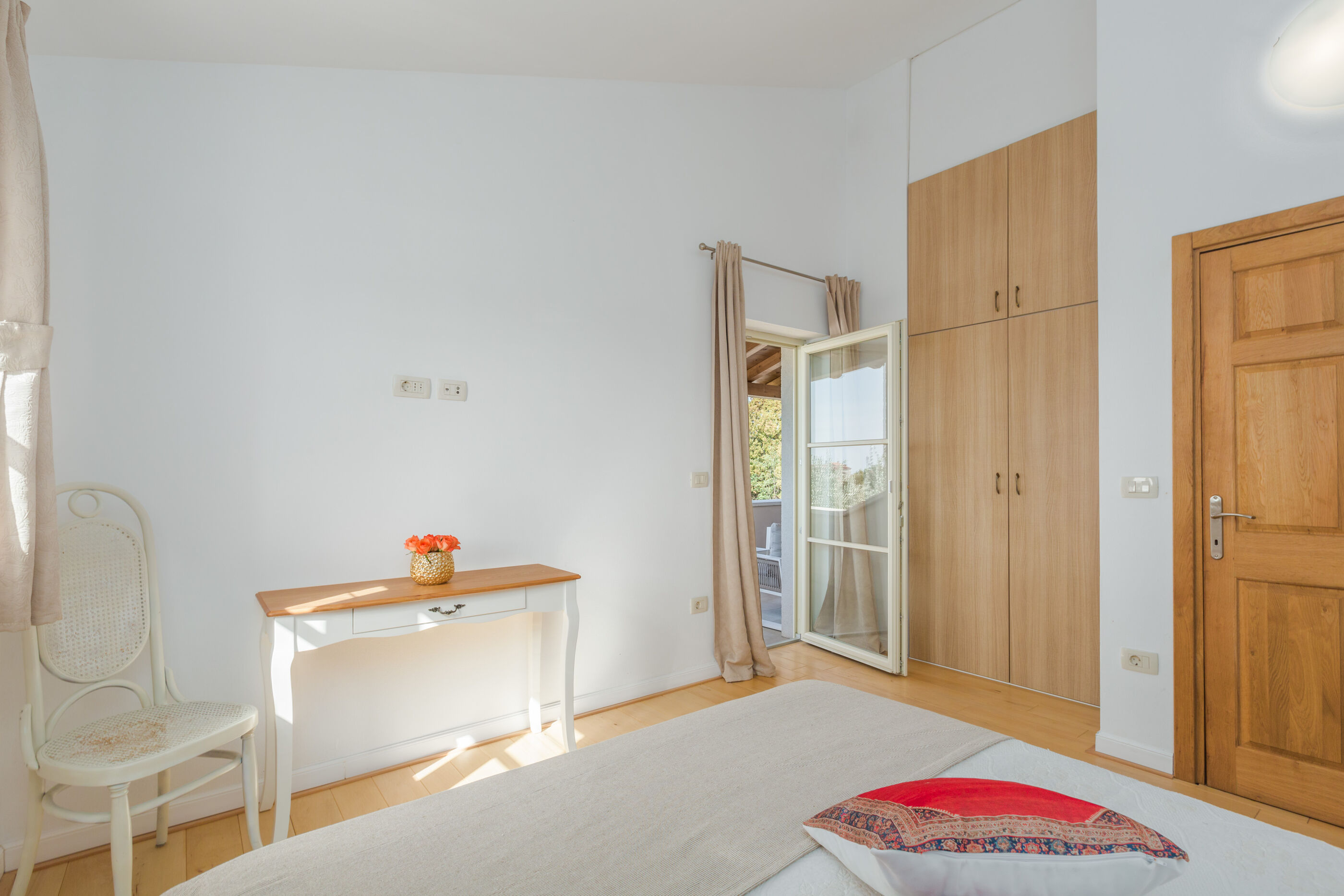 Villa Nar s bazenom i predivnim panoramskim pogledom V2261-K1