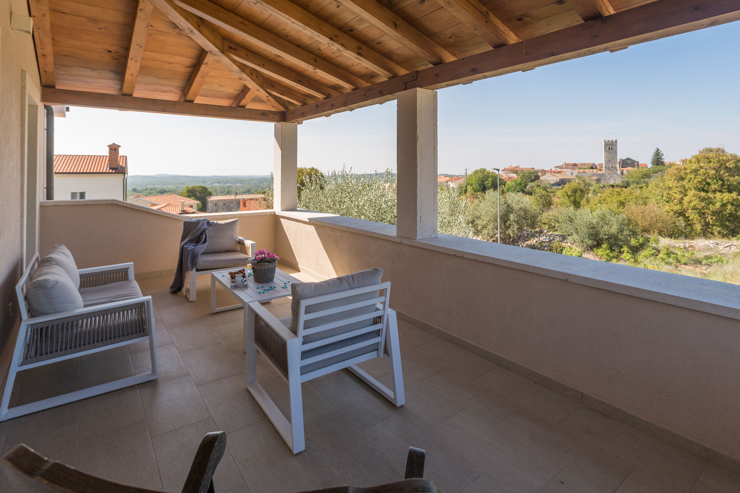 Villa Nar s bazenom i predivnim panoramskim pogledom V2261-K1