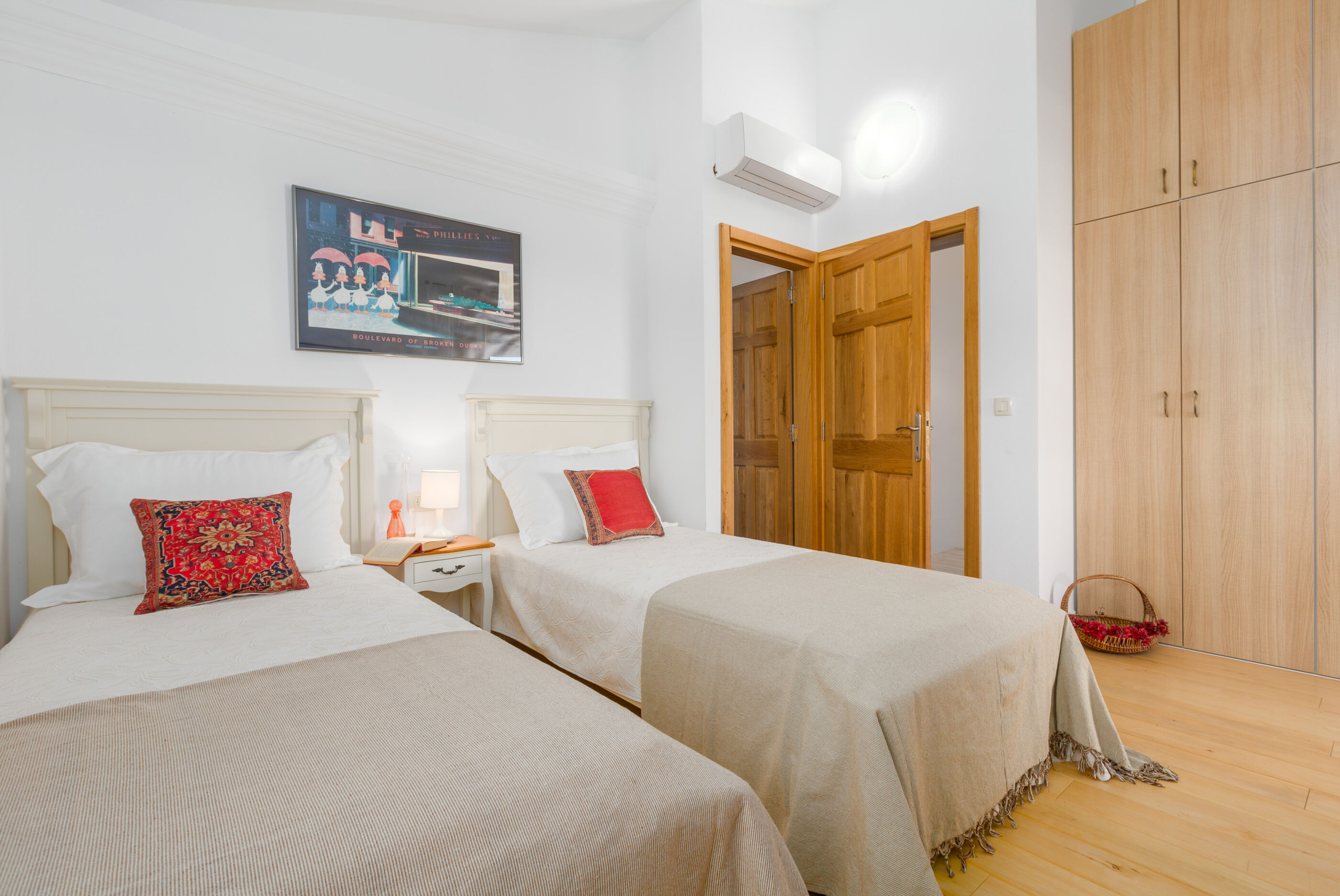 Villa Nar s bazenom i predivnim panoramskim pogledom V2261-K1