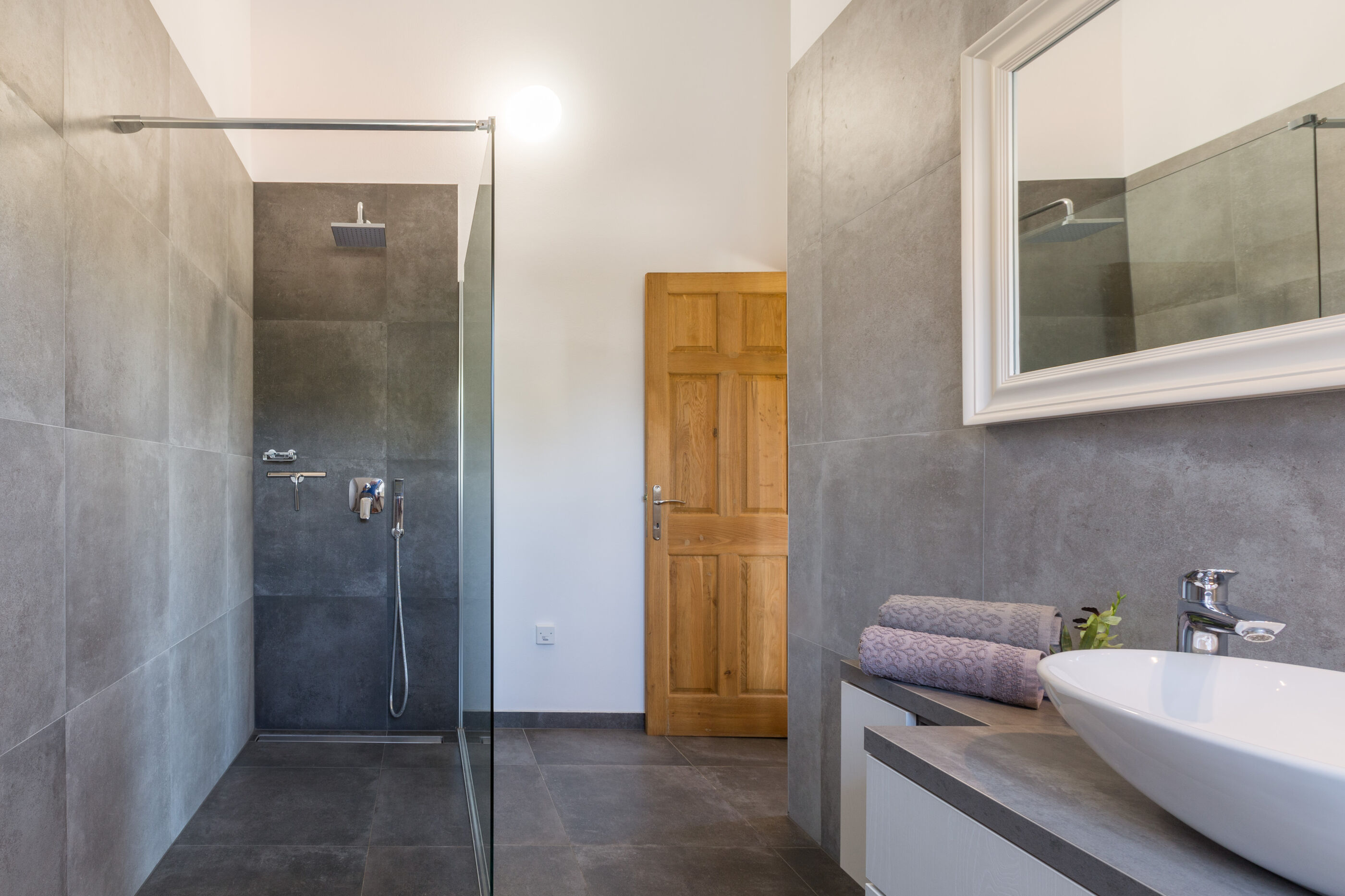 Villa Nar s bazenom i predivnim panoramskim pogledom V2261-K1
