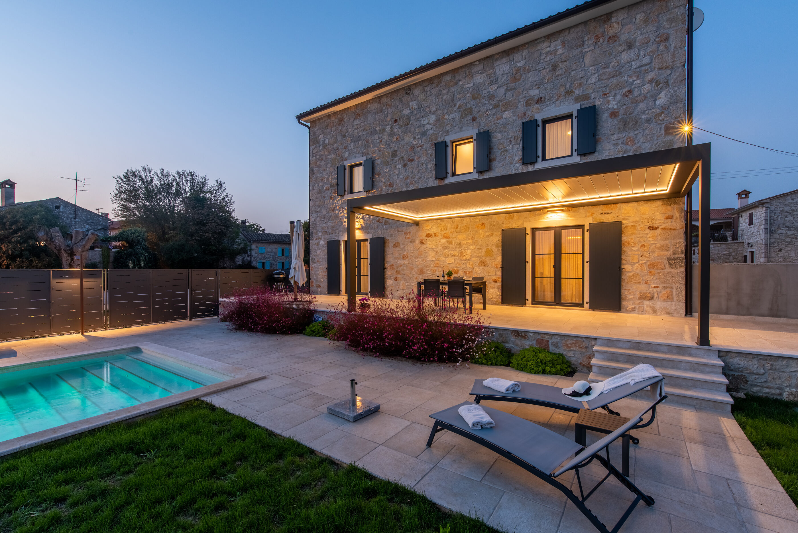 Villa Daniela s bazenom 89457-K1