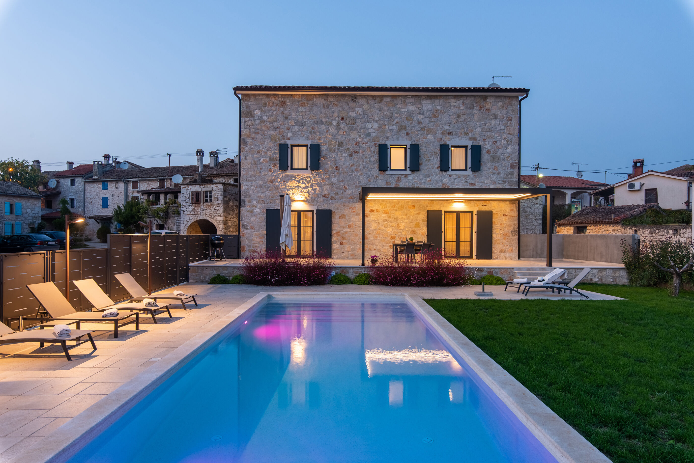 Villa Daniela s bazenom 89457-K1