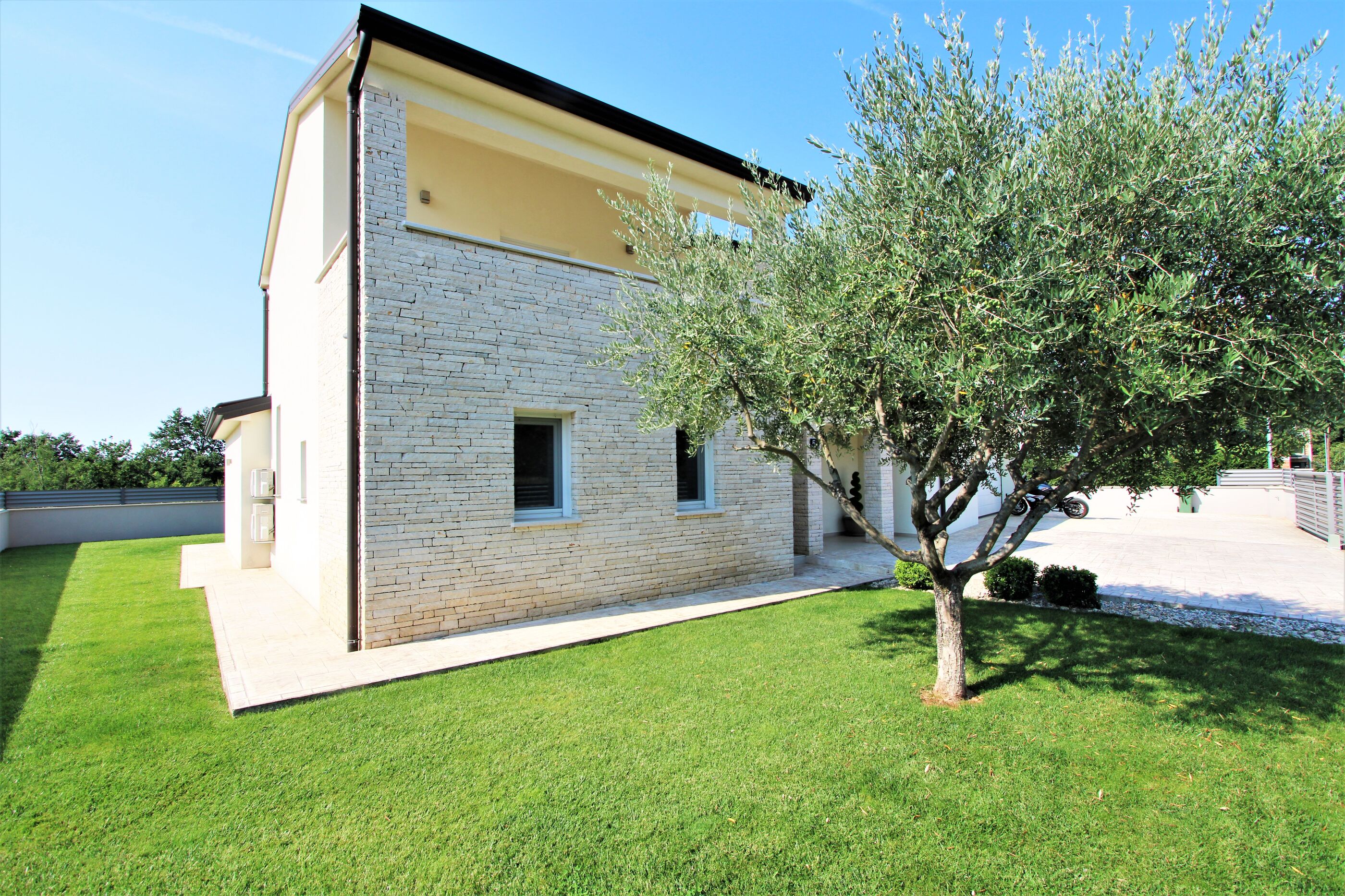 Villa Alex Exclusive 89458-K1