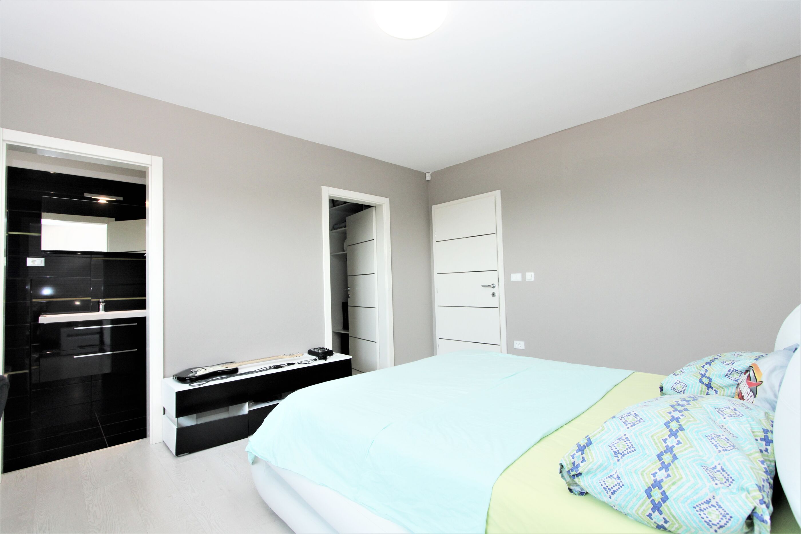 Villa Alex Exclusive 89458-K1