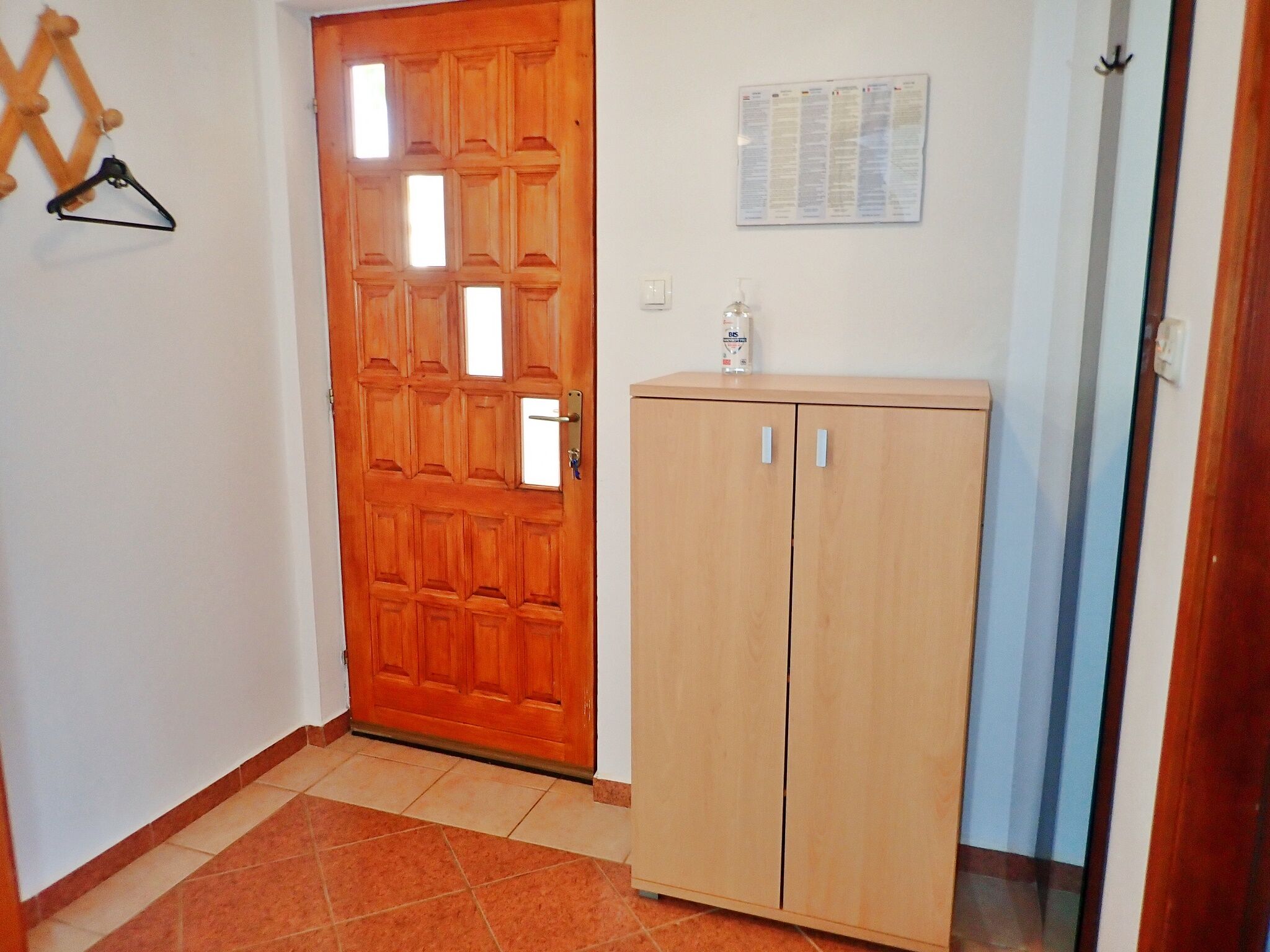 Apartment Nika 60683-A1