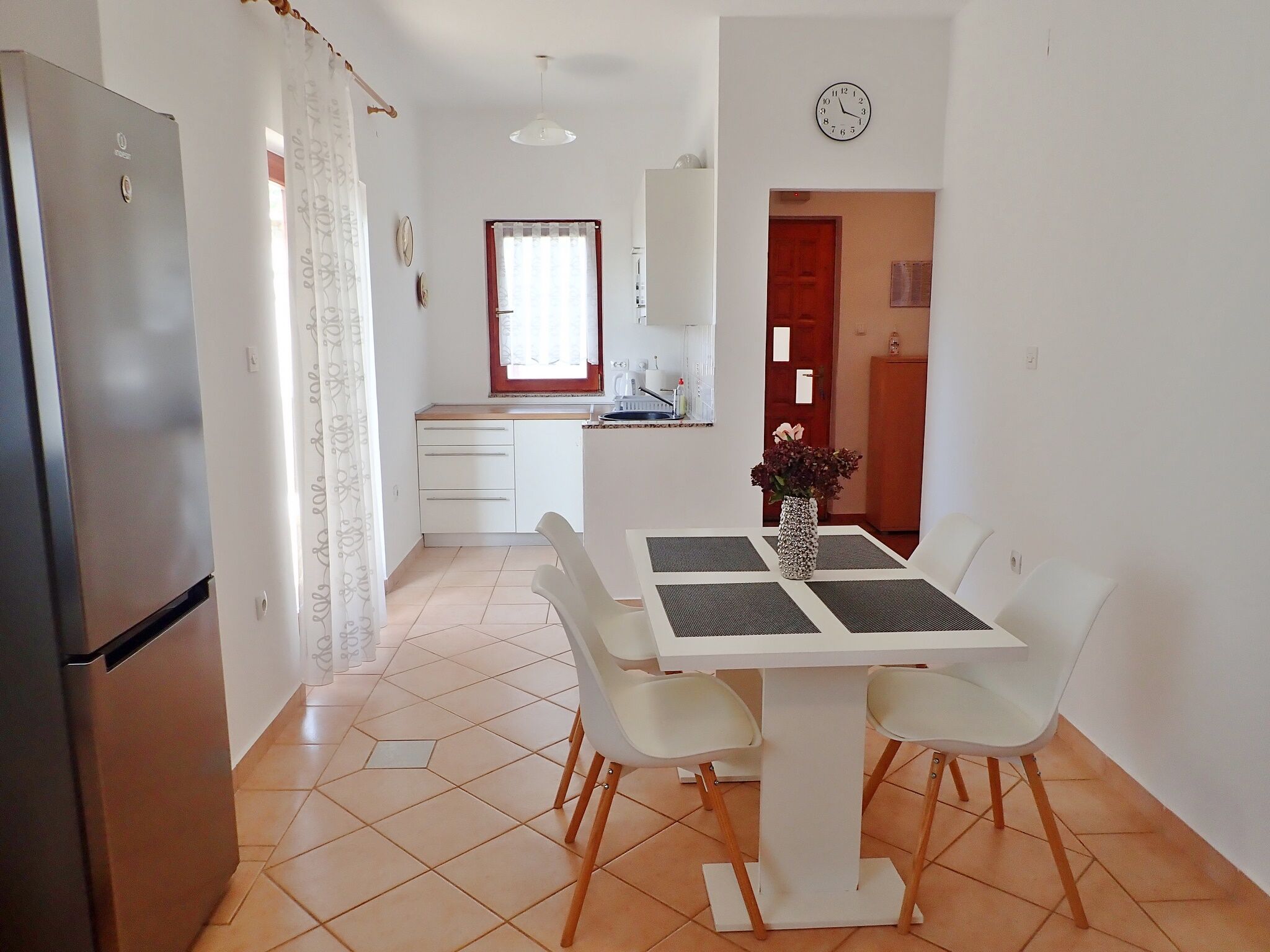 Apartment Nika 60683-A1