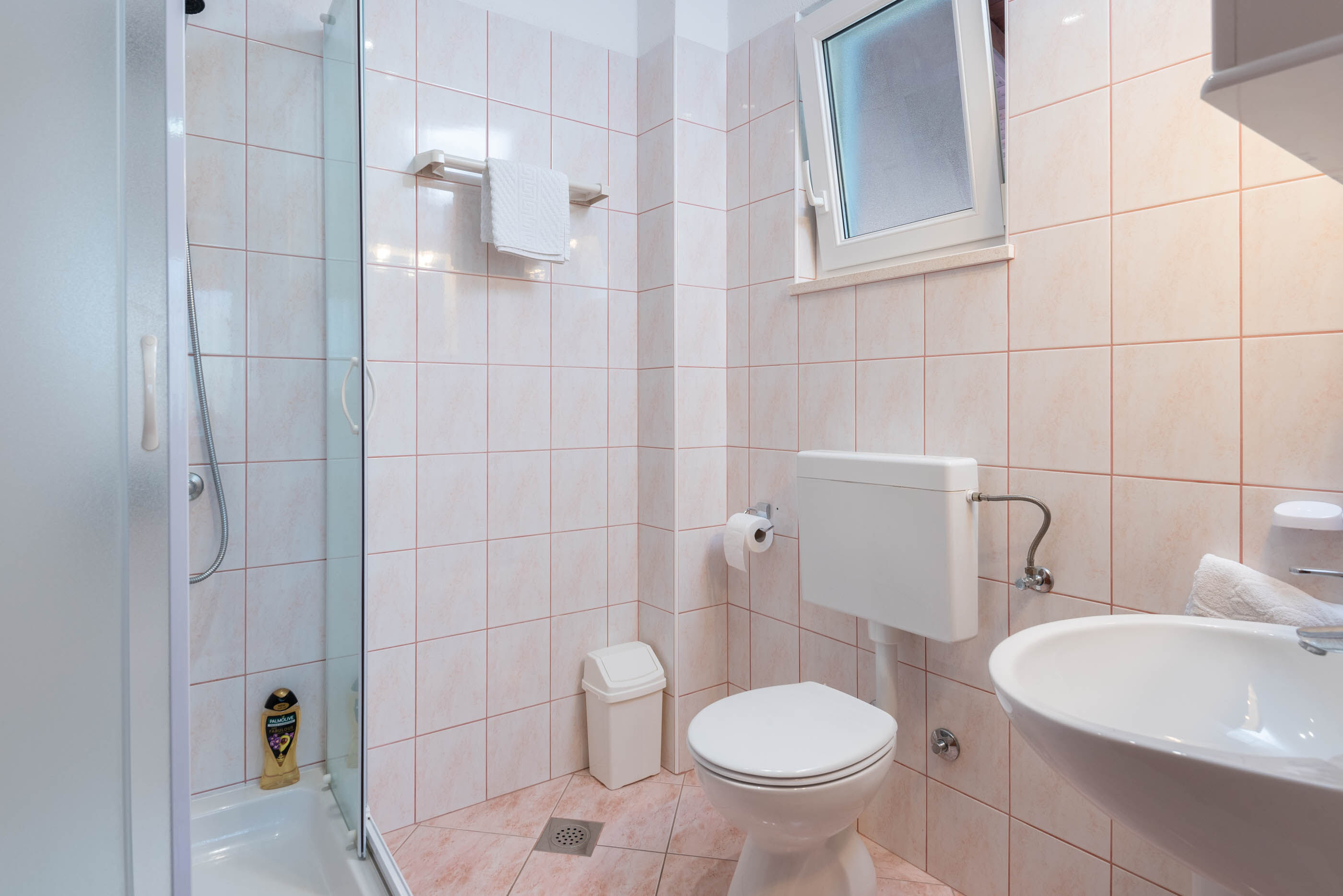 Apartments Ivana 32933-A1