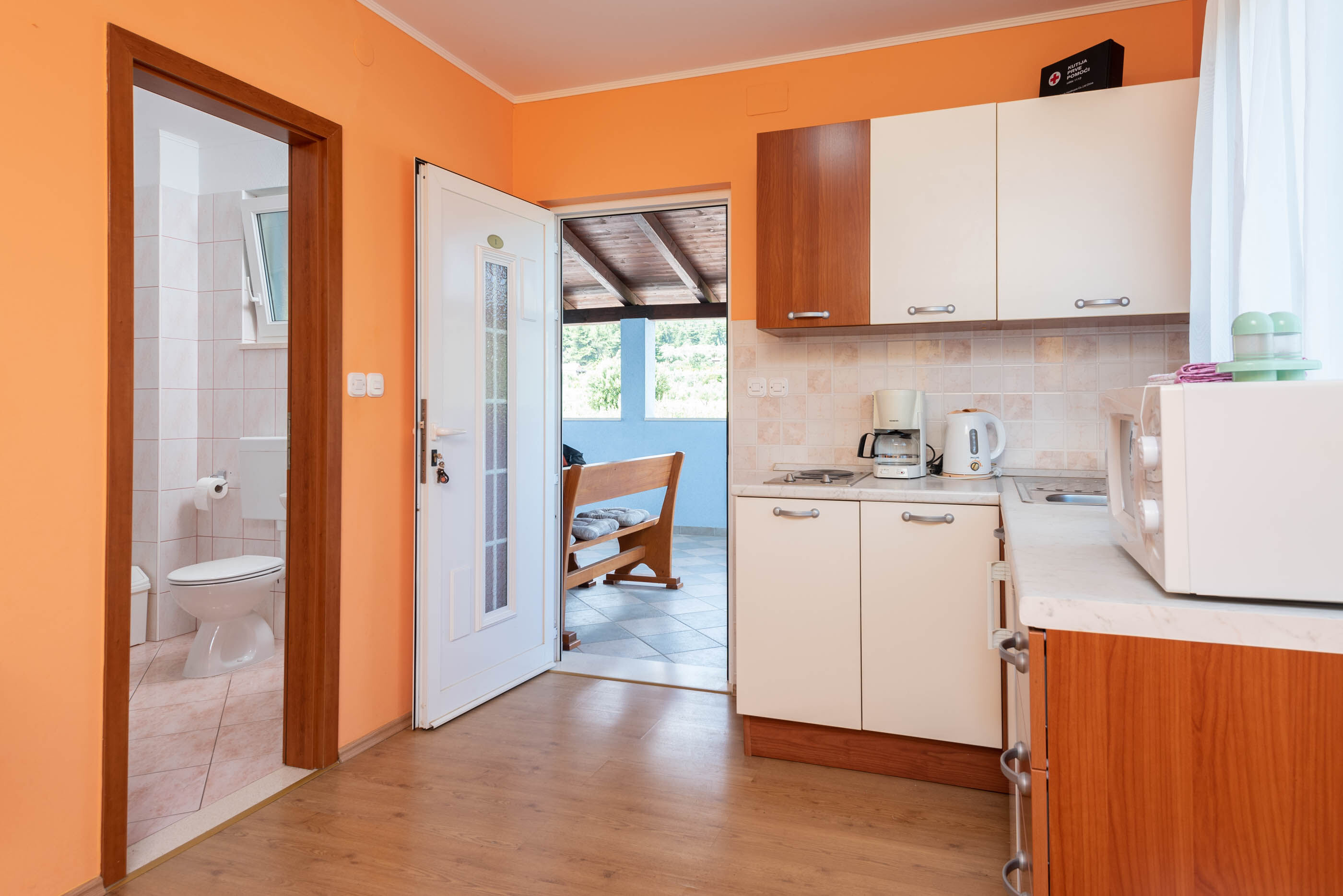 Apartments Ivana 32933-A1