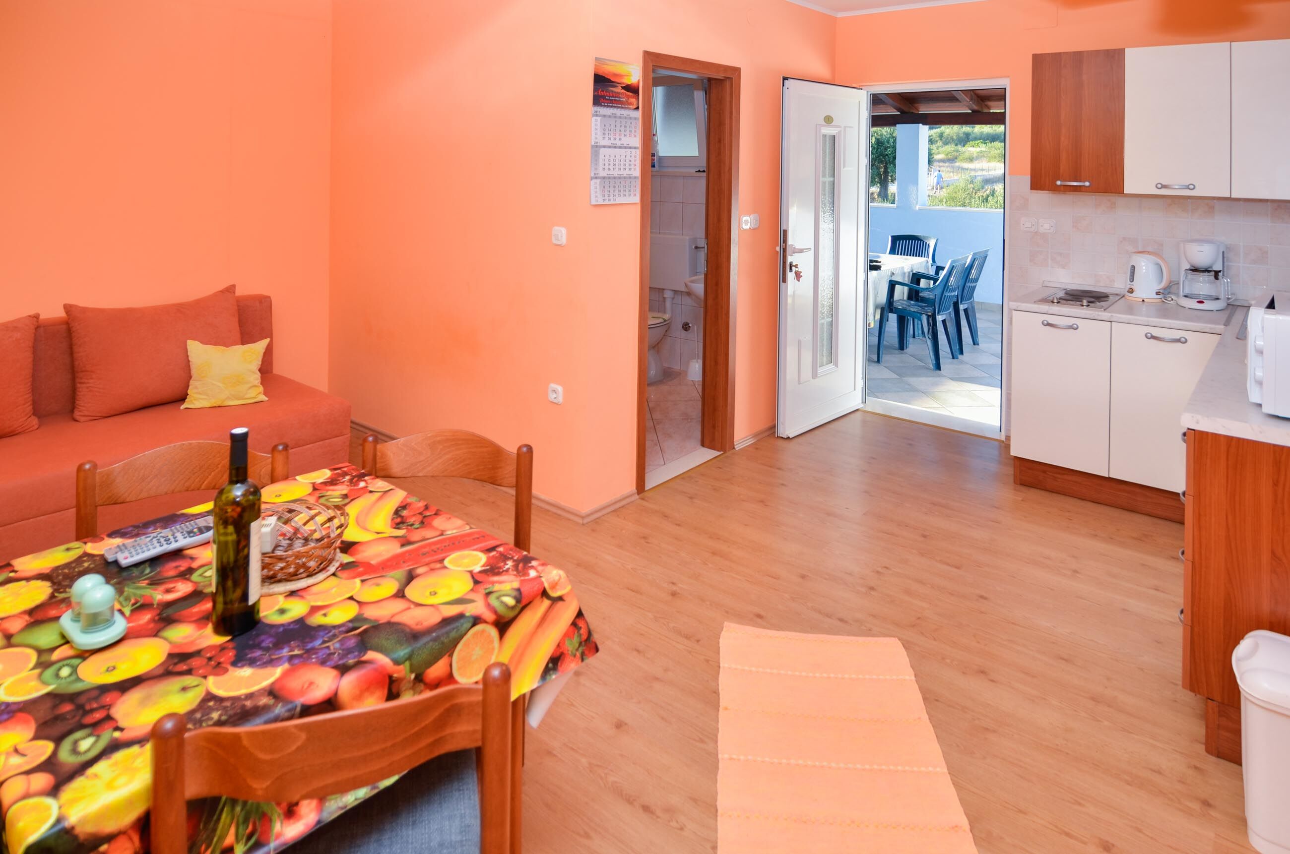 Apartments Ivana 32933-A1