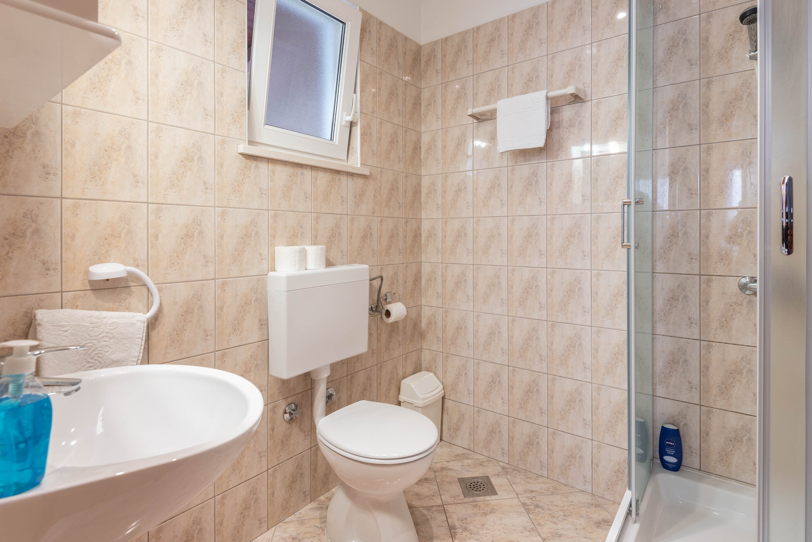 Apartments Ivana 32933-A2