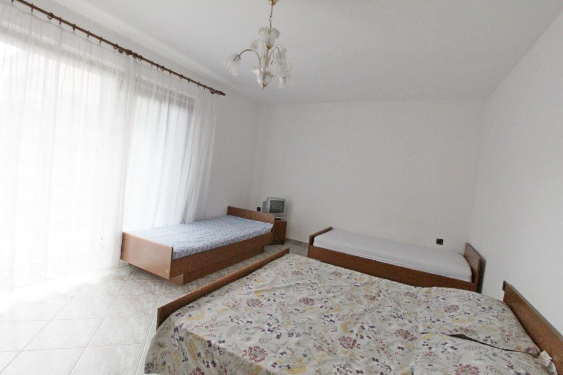 Apartments LEO with pool 90317-A3