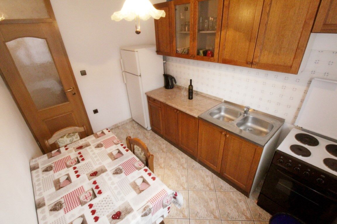 Apartments LEO with pool 90317-A4