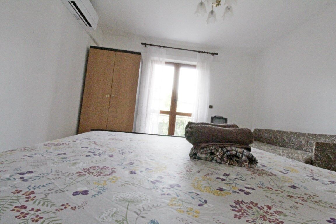Apartments LEO with pool 90317-A6