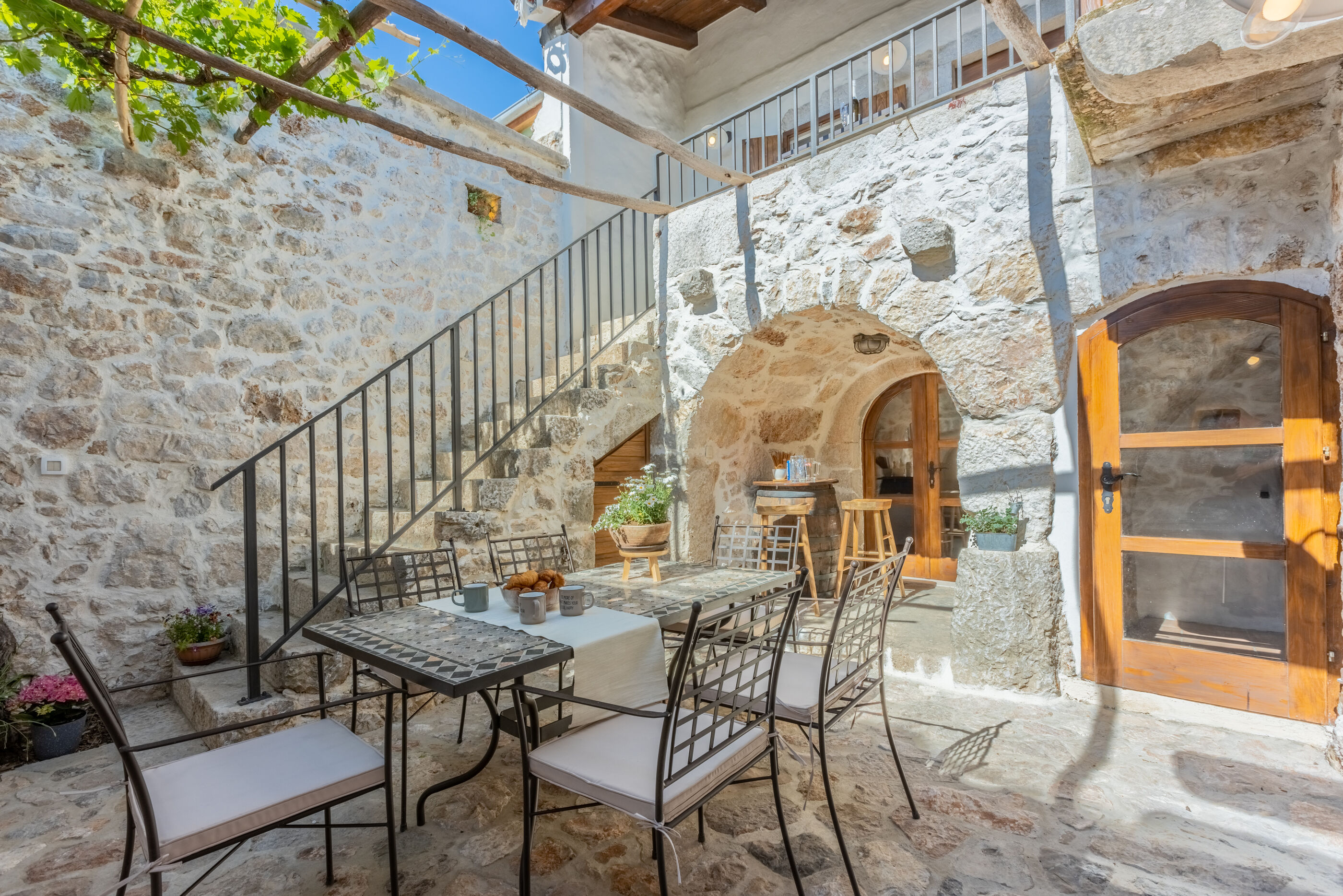 House Stara kuća-old stone house 85351-K1