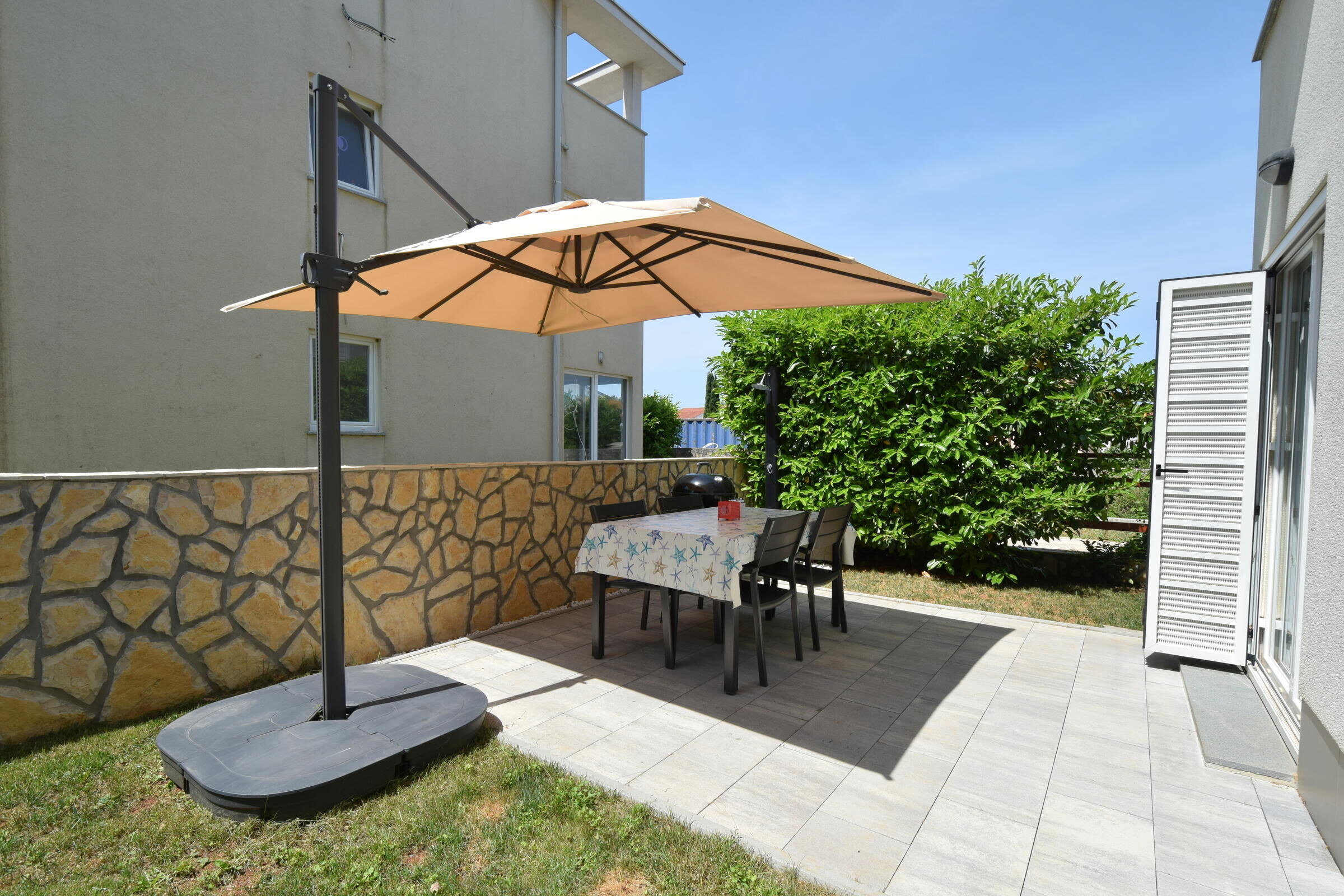 Apartment Rosemary 62145-A1