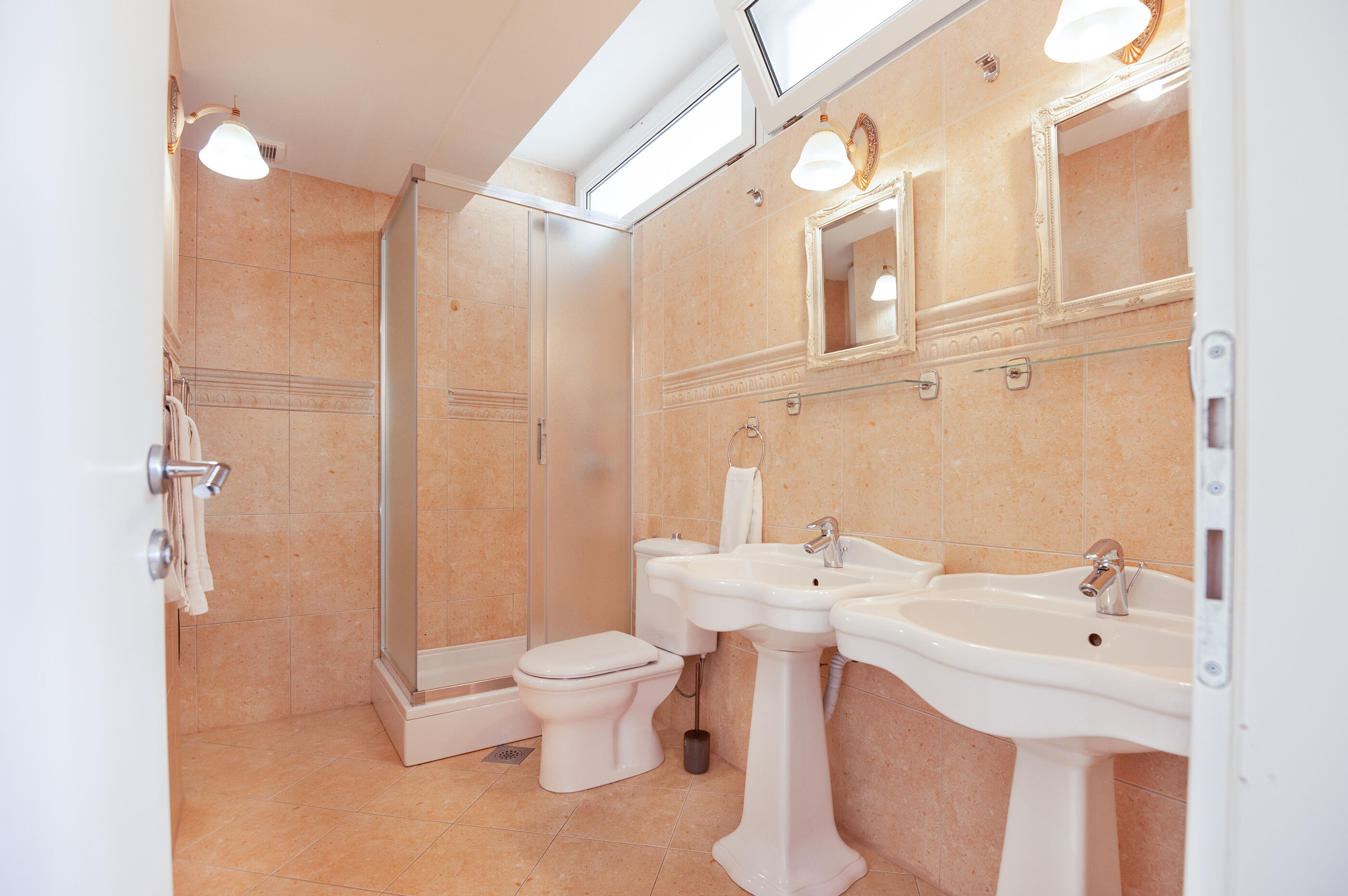 Apartments Gordana 30381-A1
