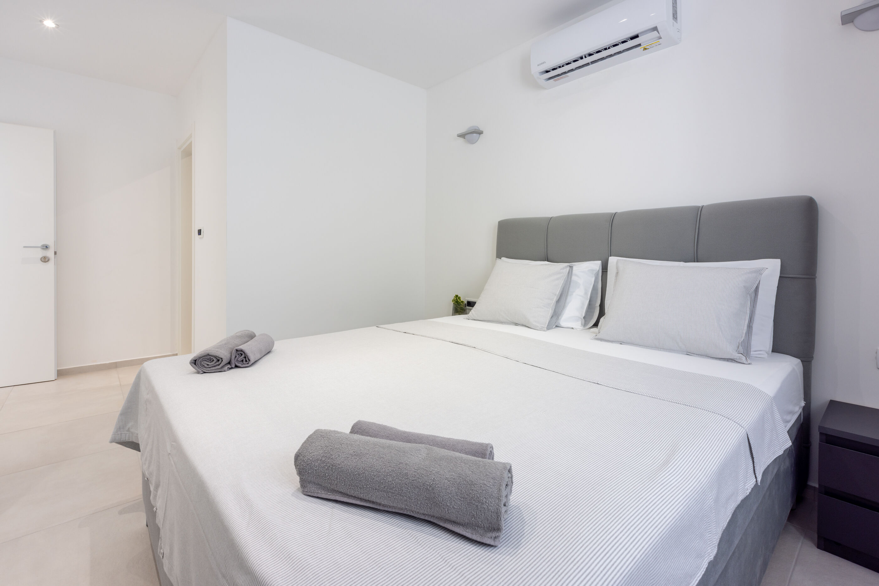 Apartments Rose 27561-A1