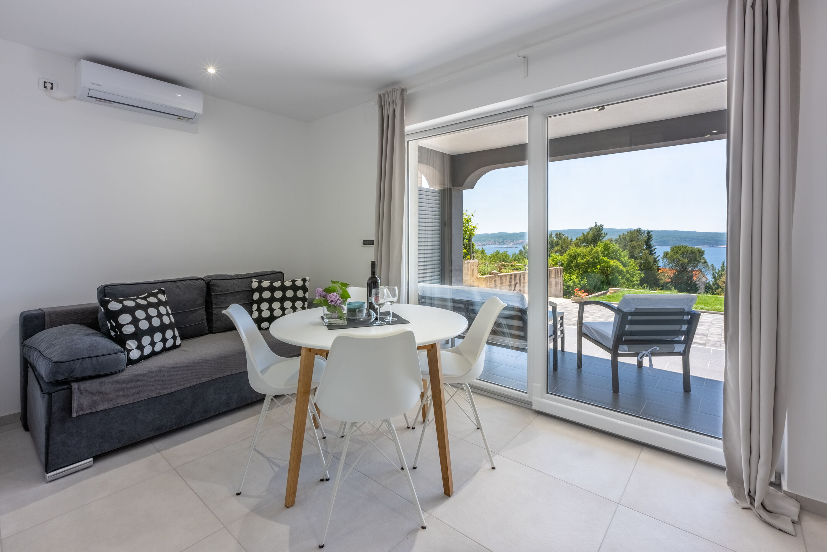 Apartments Rose 27561-A1