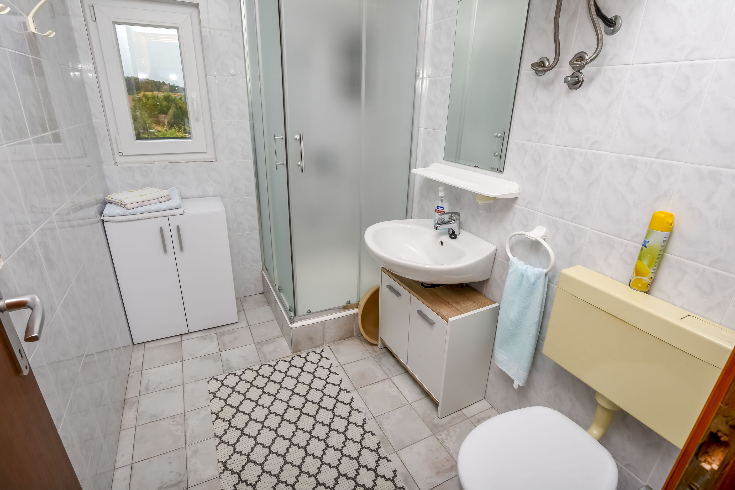 Apartment Kucinic 10061-A1