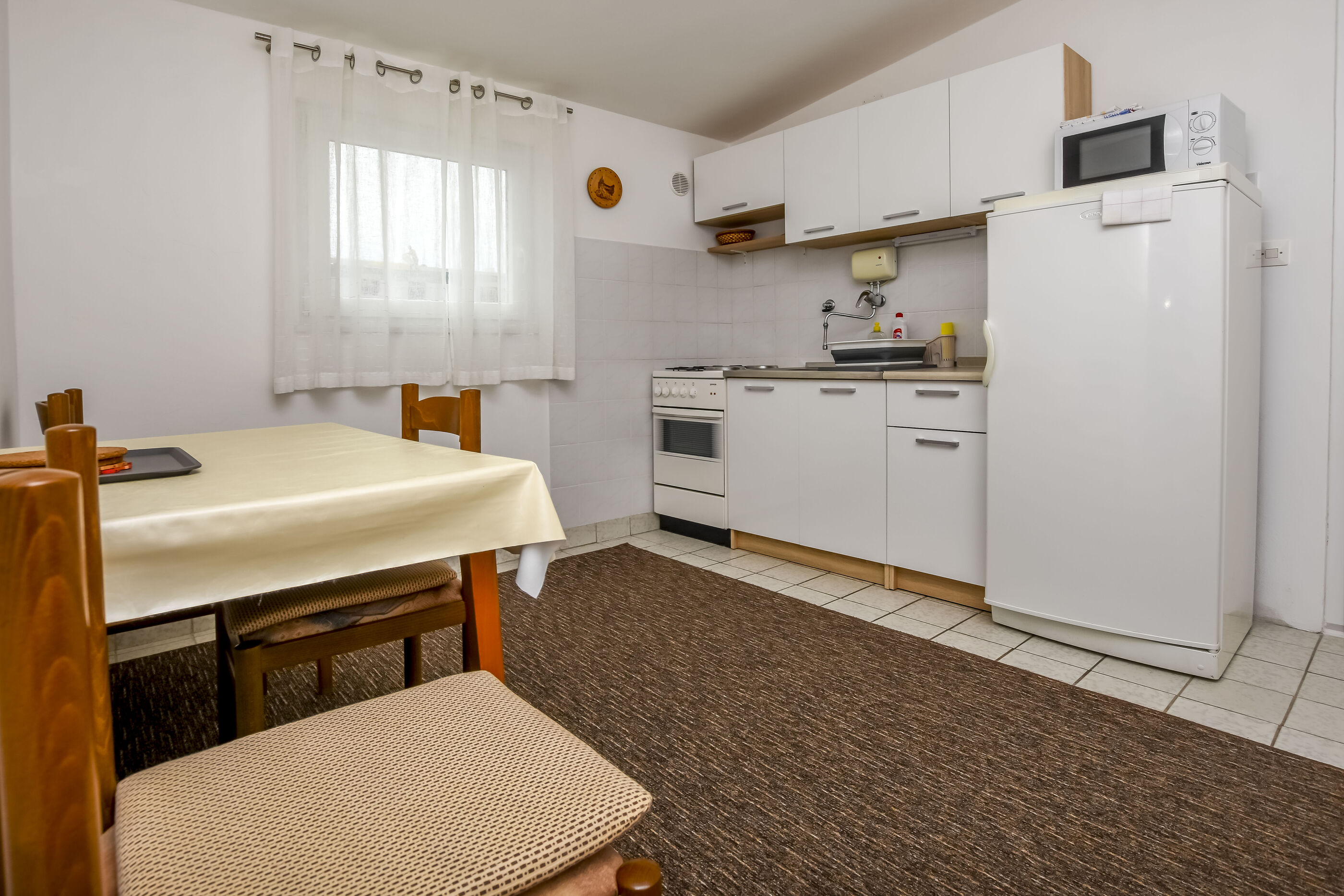 Apartment Kucinic 10061-A1