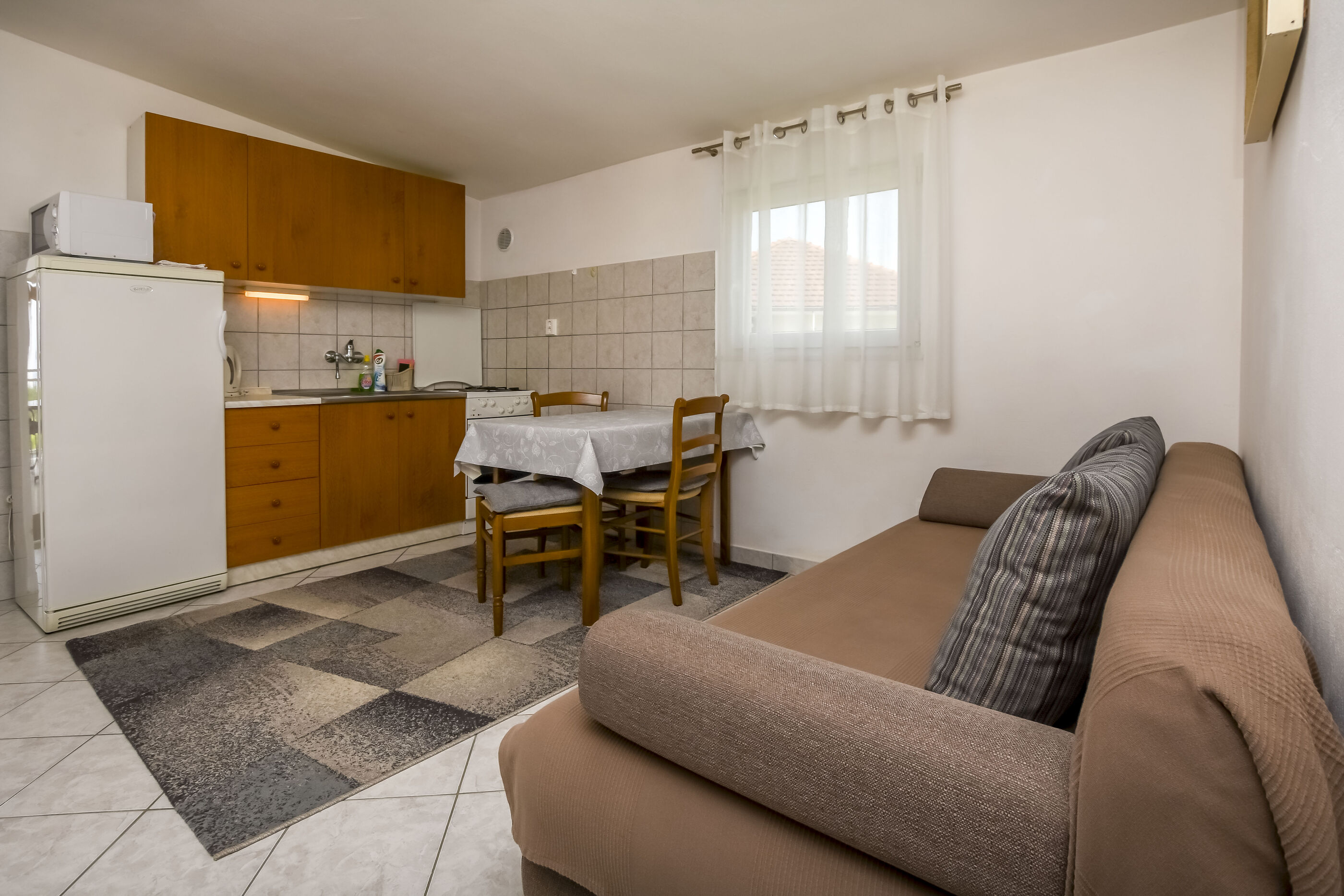 Apartment Kucinic 10061-A2