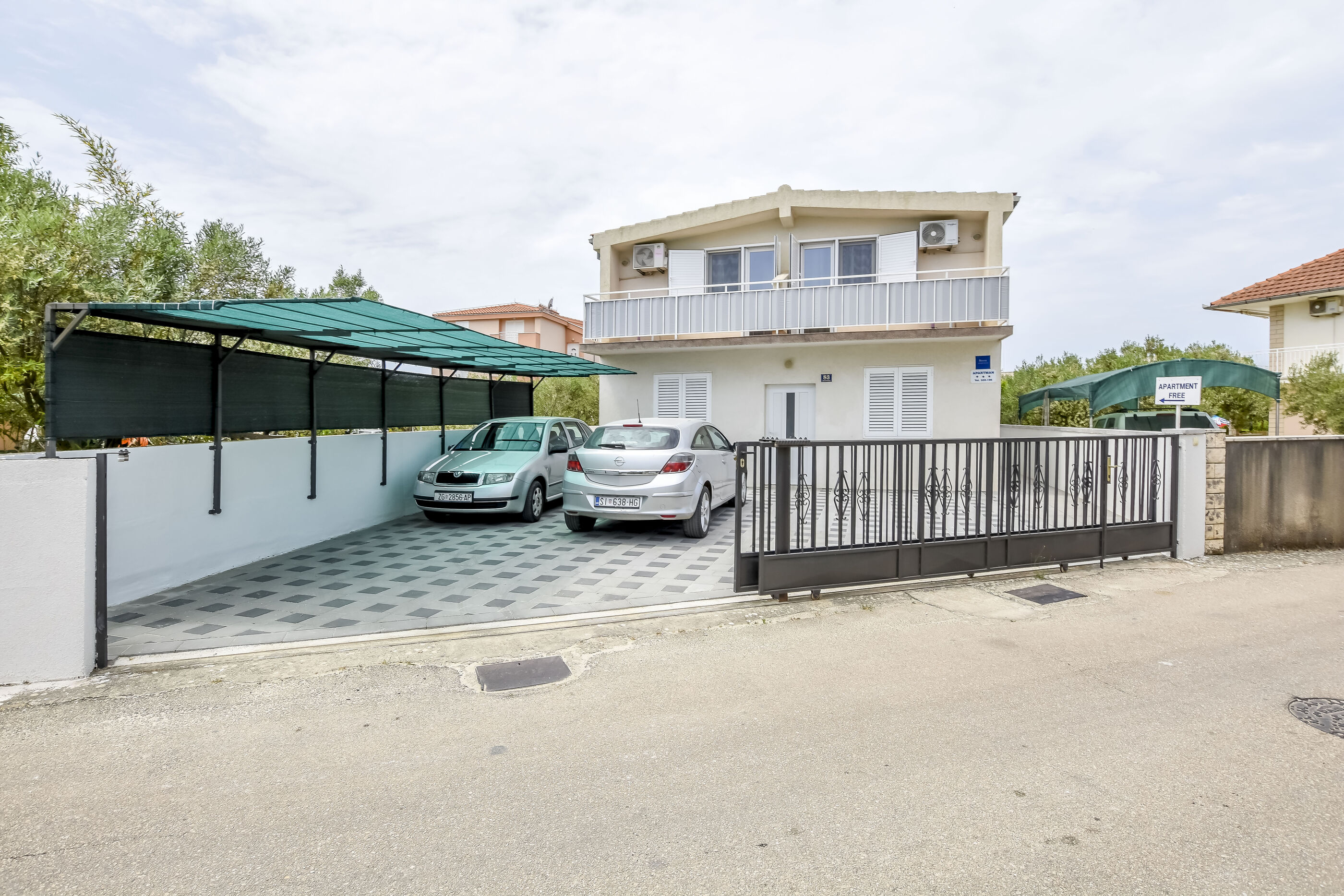Apartment Kucinic 10061-A1