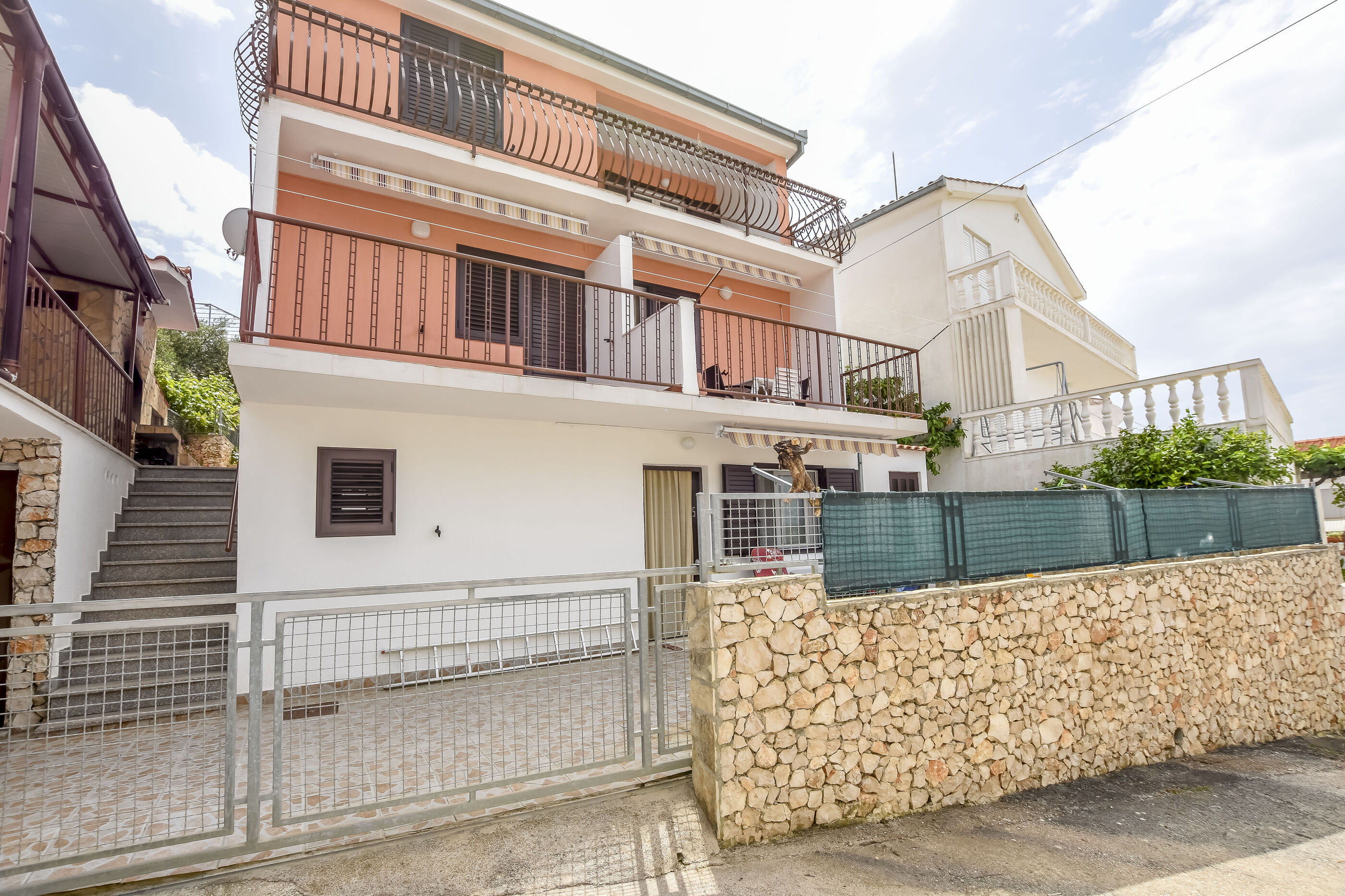 Apartments Mira Mark 66841-A3