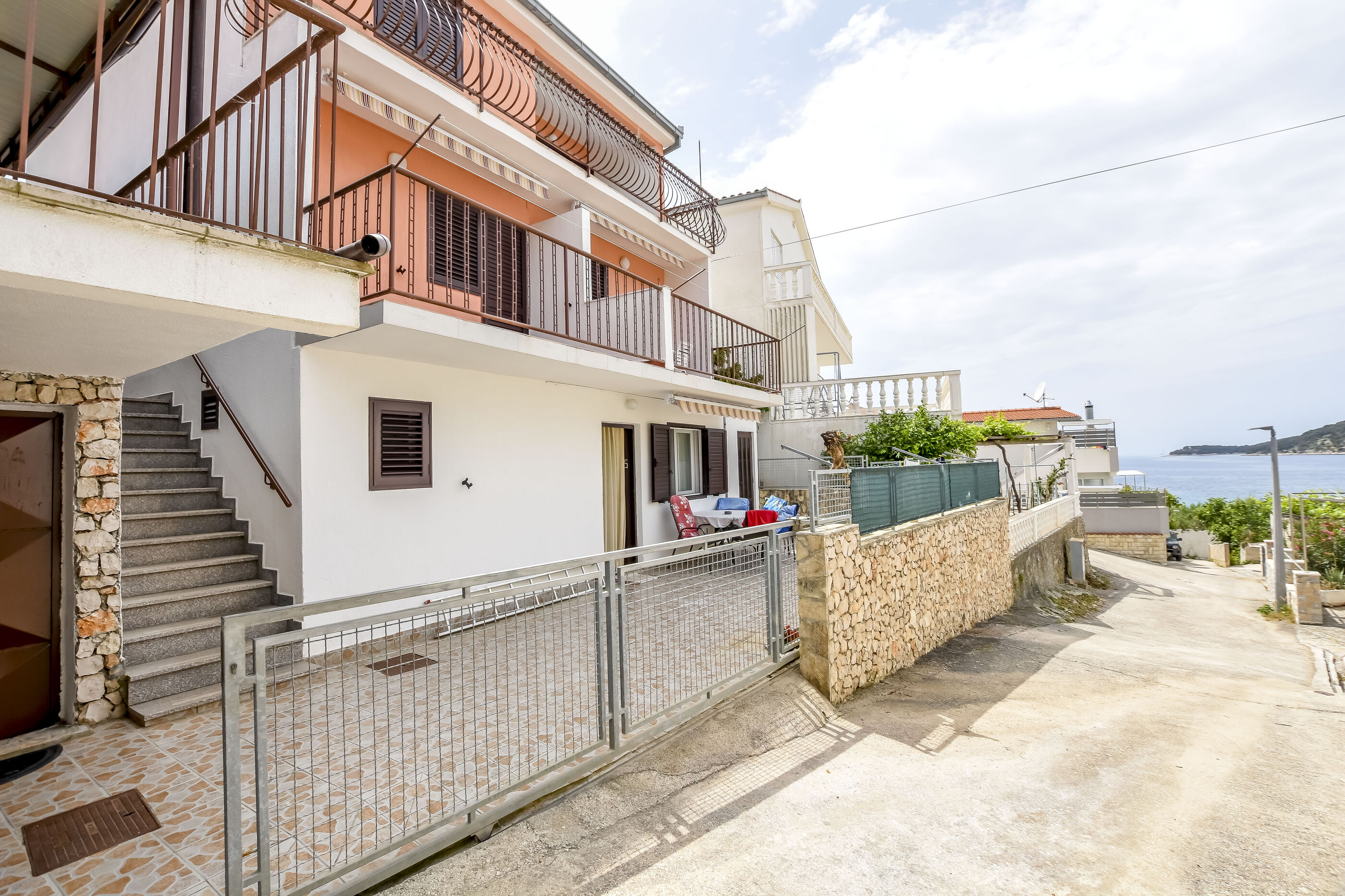 Apartments Mira Mark 66841-A3