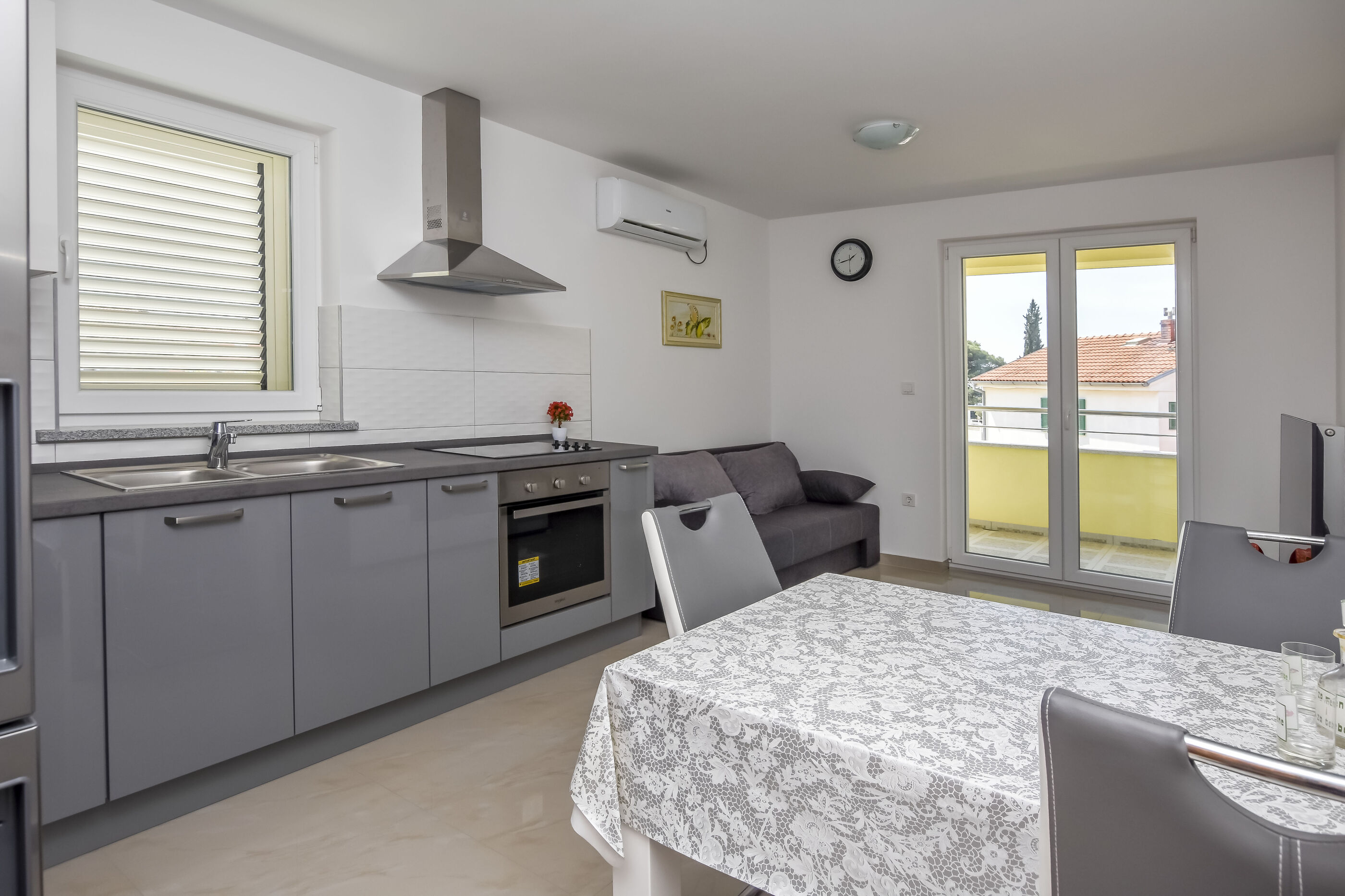 Apartments Mario 87411-A2