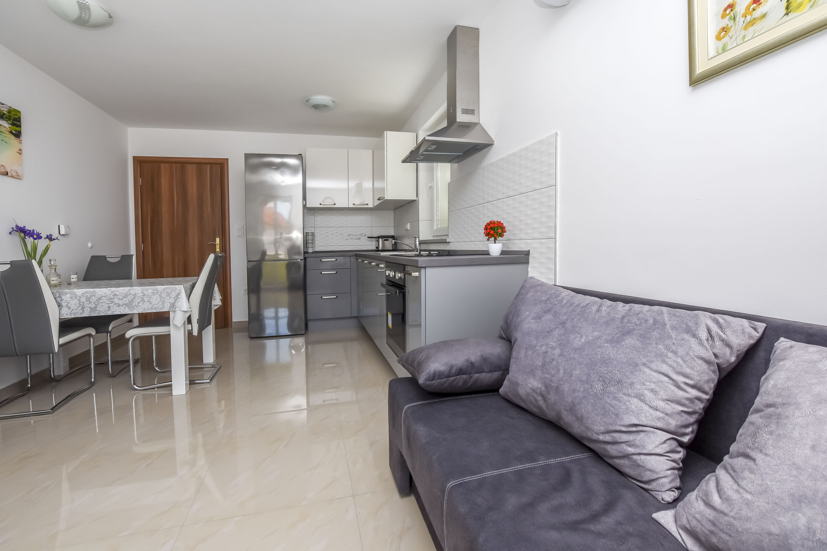 Apartments Mario 87411-A2