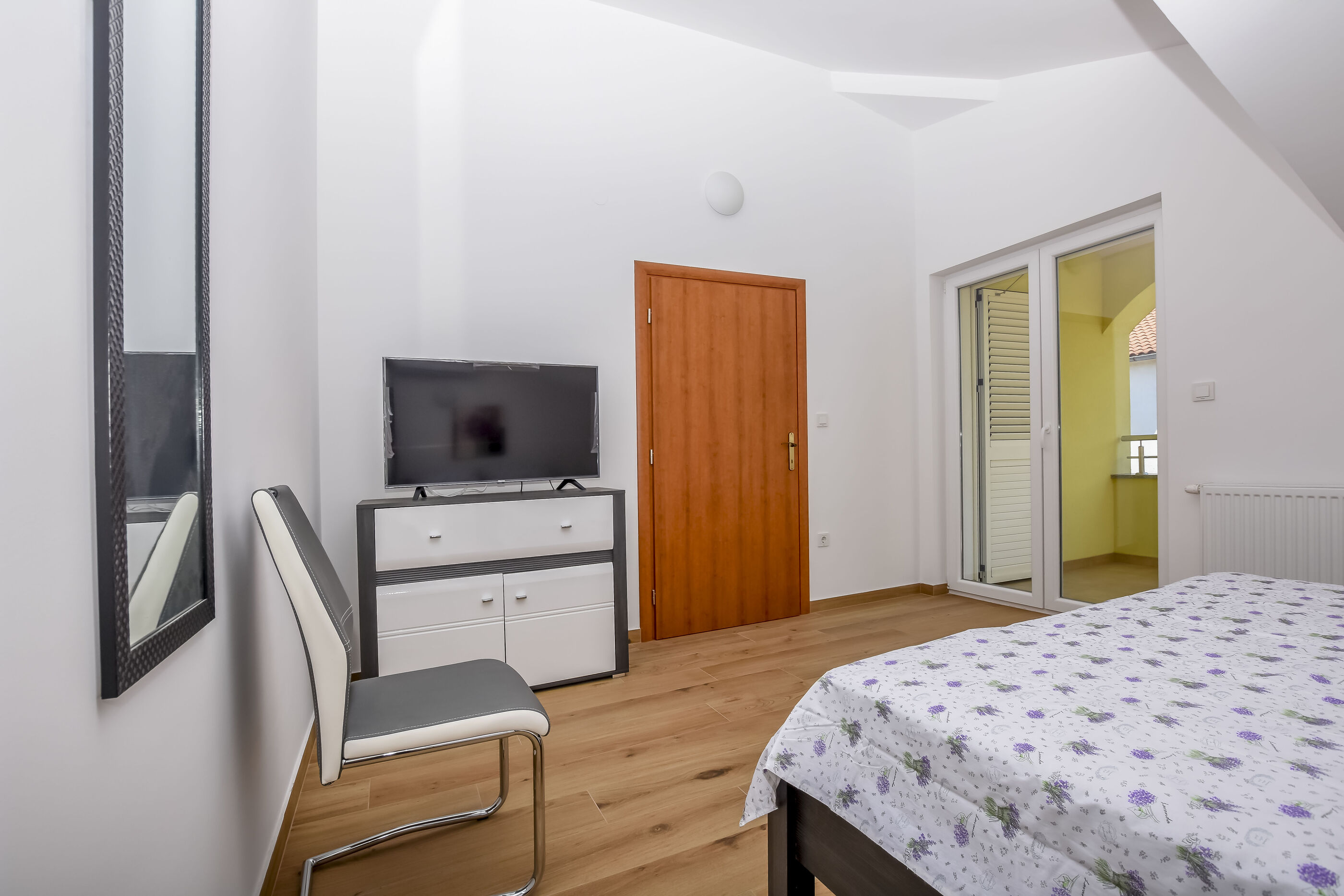 Apartments Mario 87411-A4