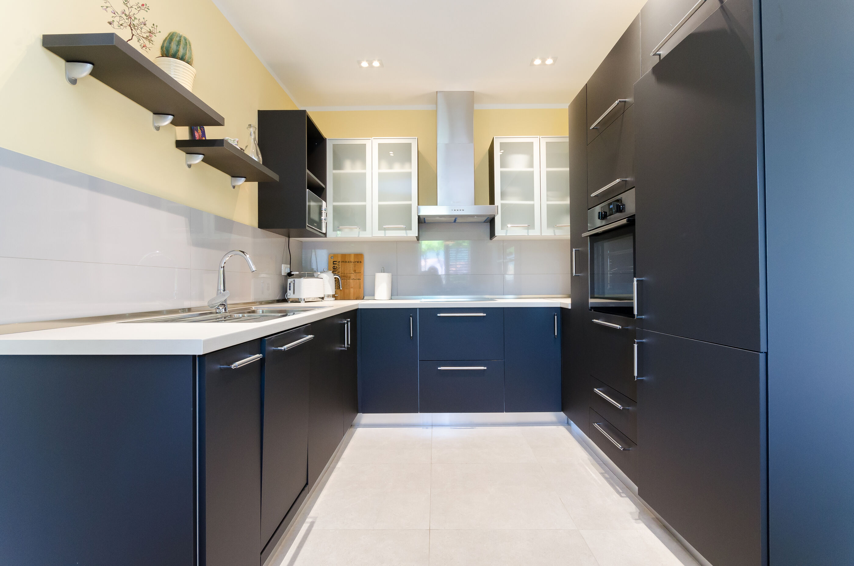 House Josip House 87692-K1