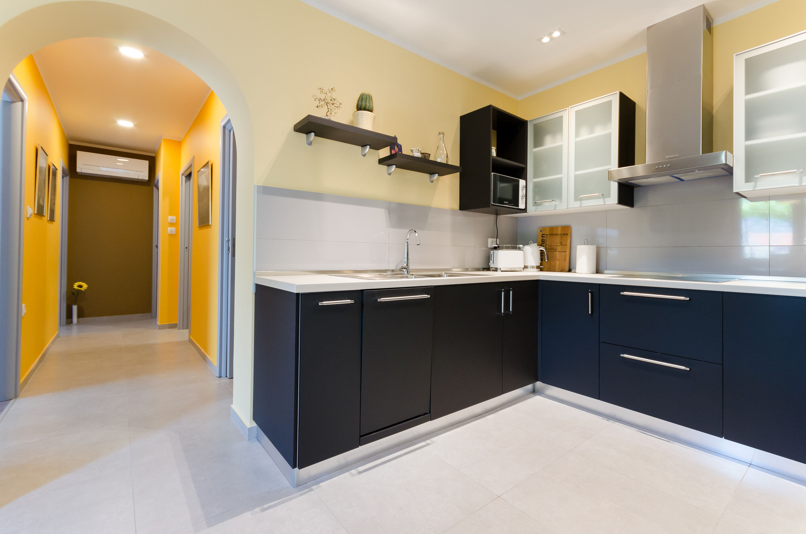 House Josip House 87692-K1