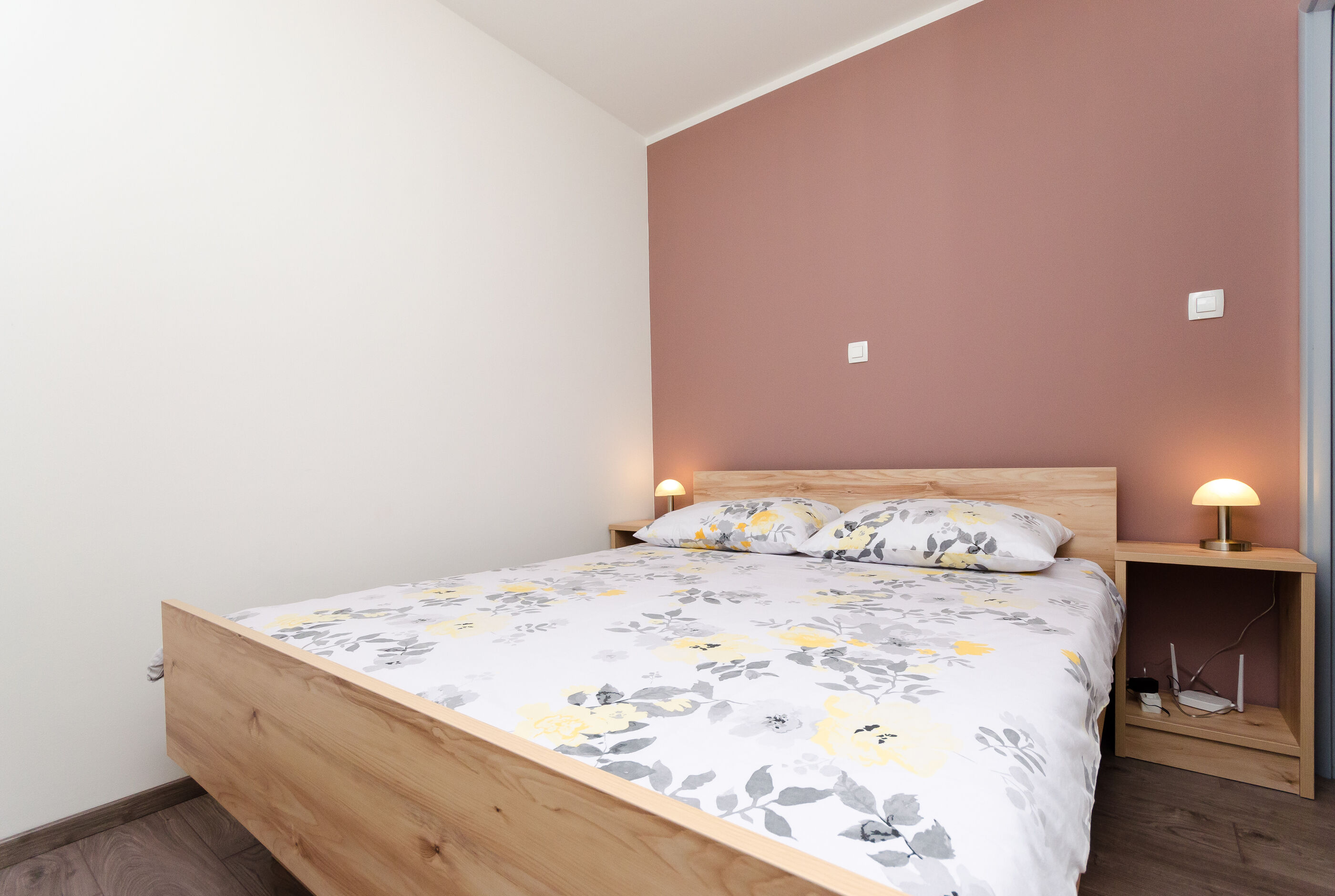 House Josip House 87692-K1