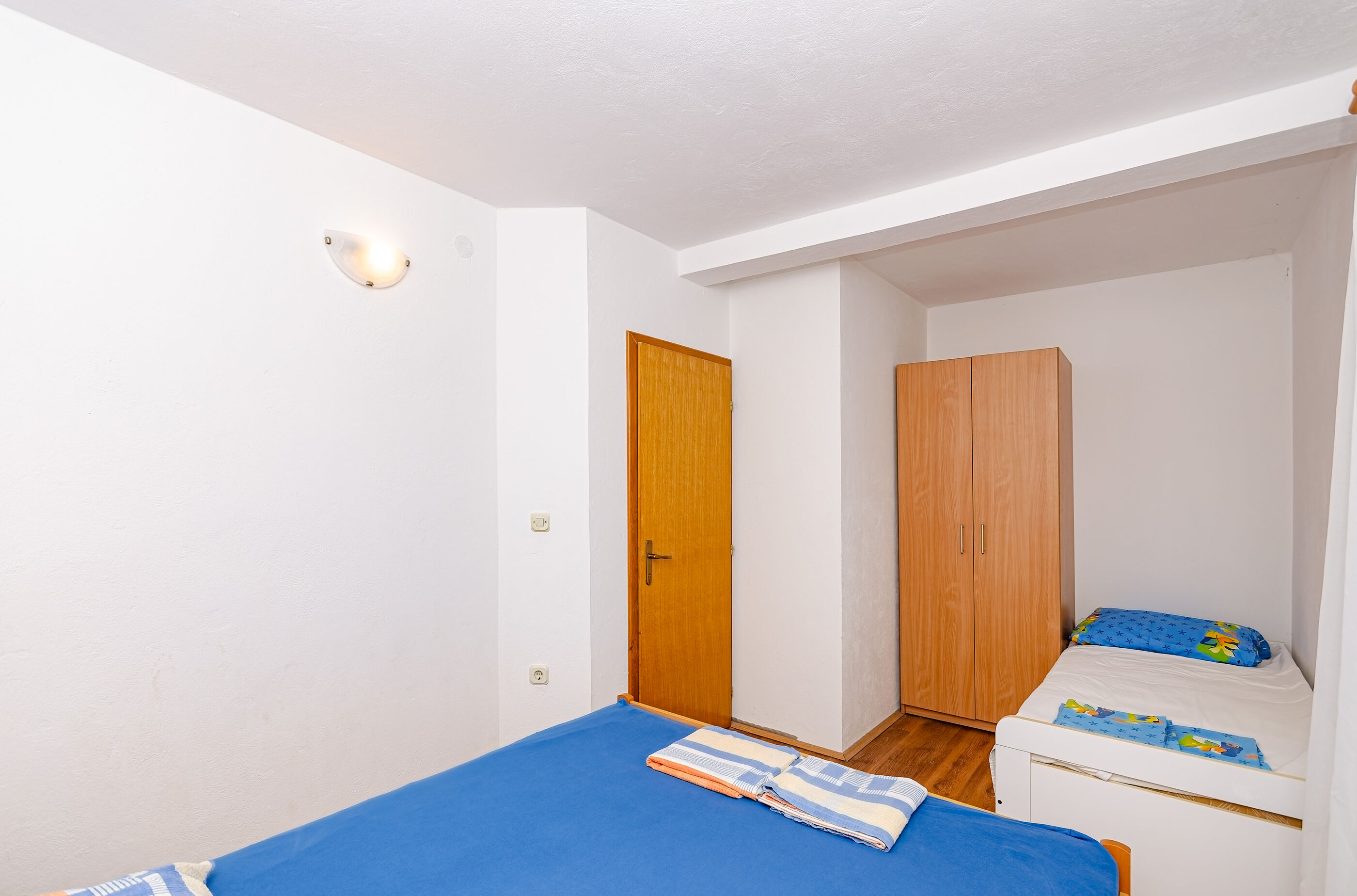 Apartments Oliver 52861-A3