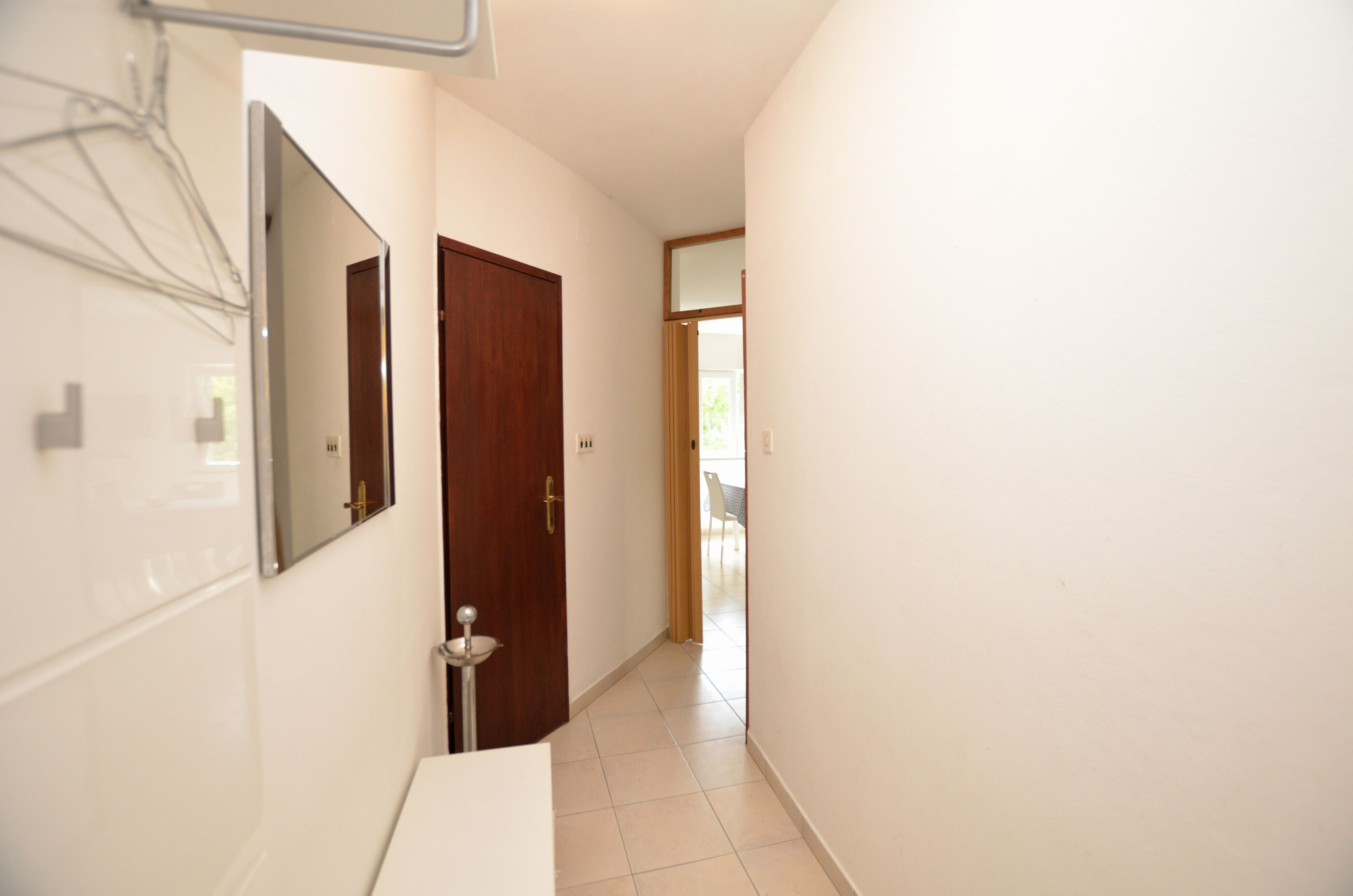 Apartments Pintur 87851-A1