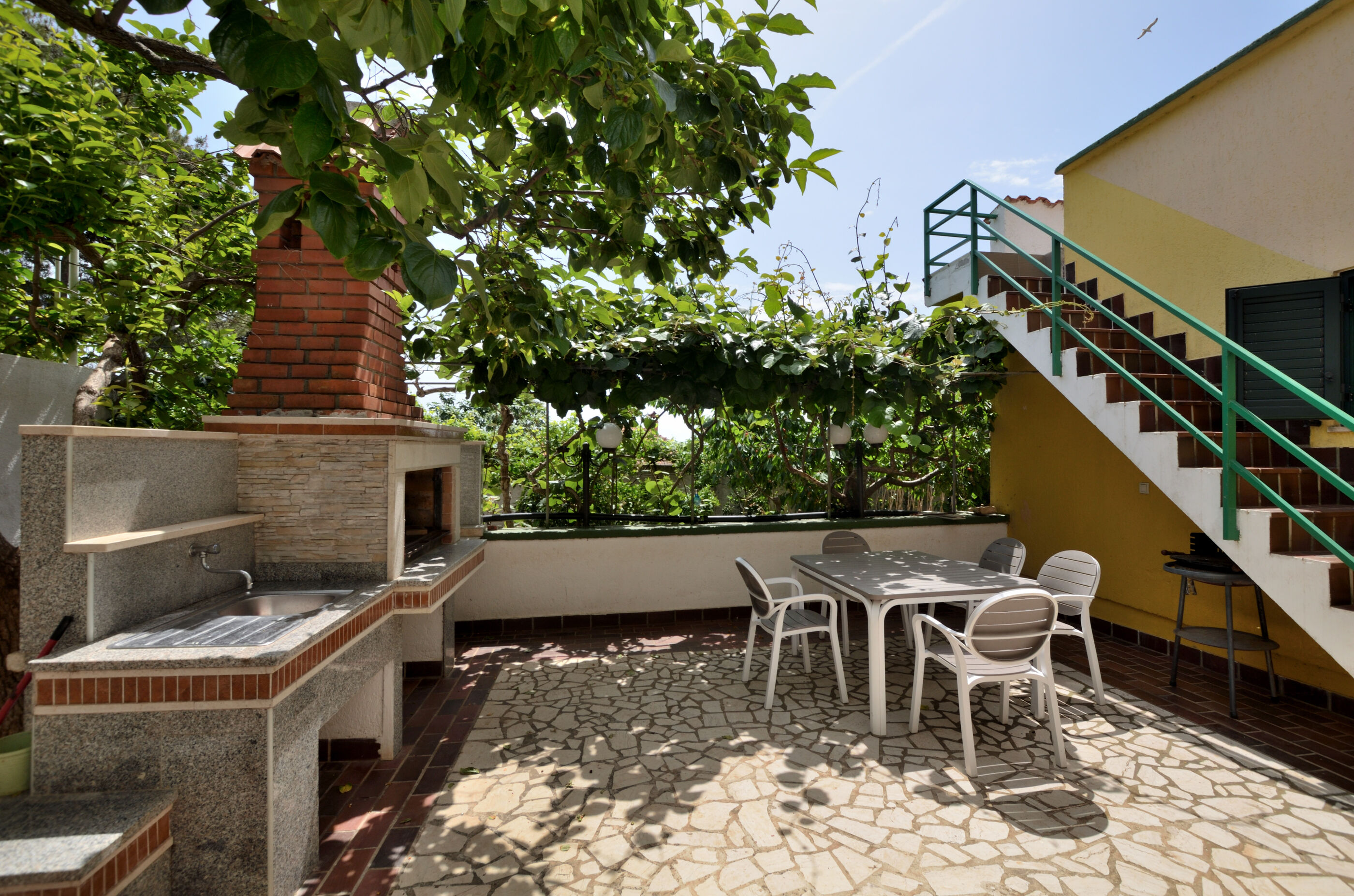 Apartments Pintur 87851-A2