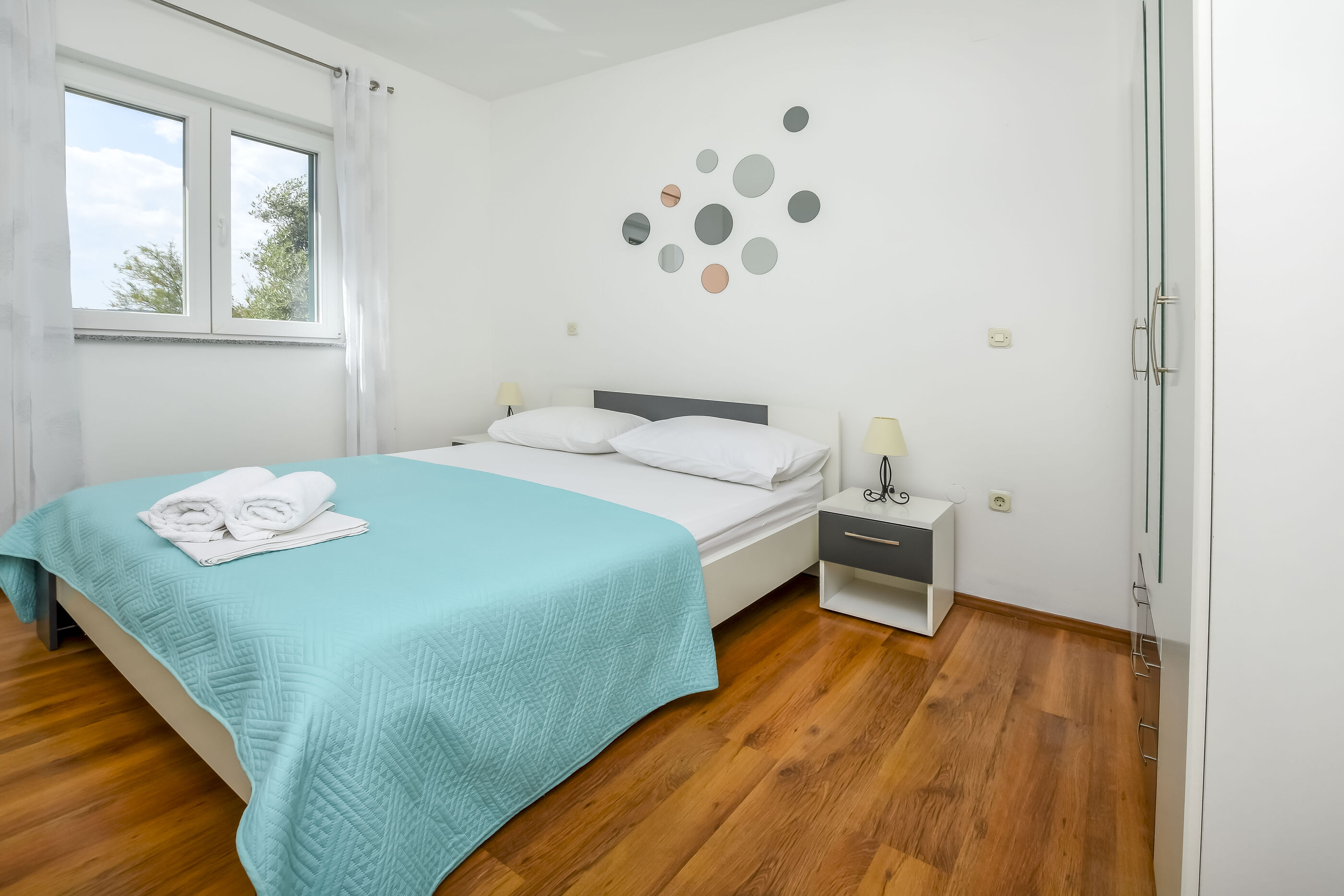 Apartments Seaside apartments Polić 82541-A2