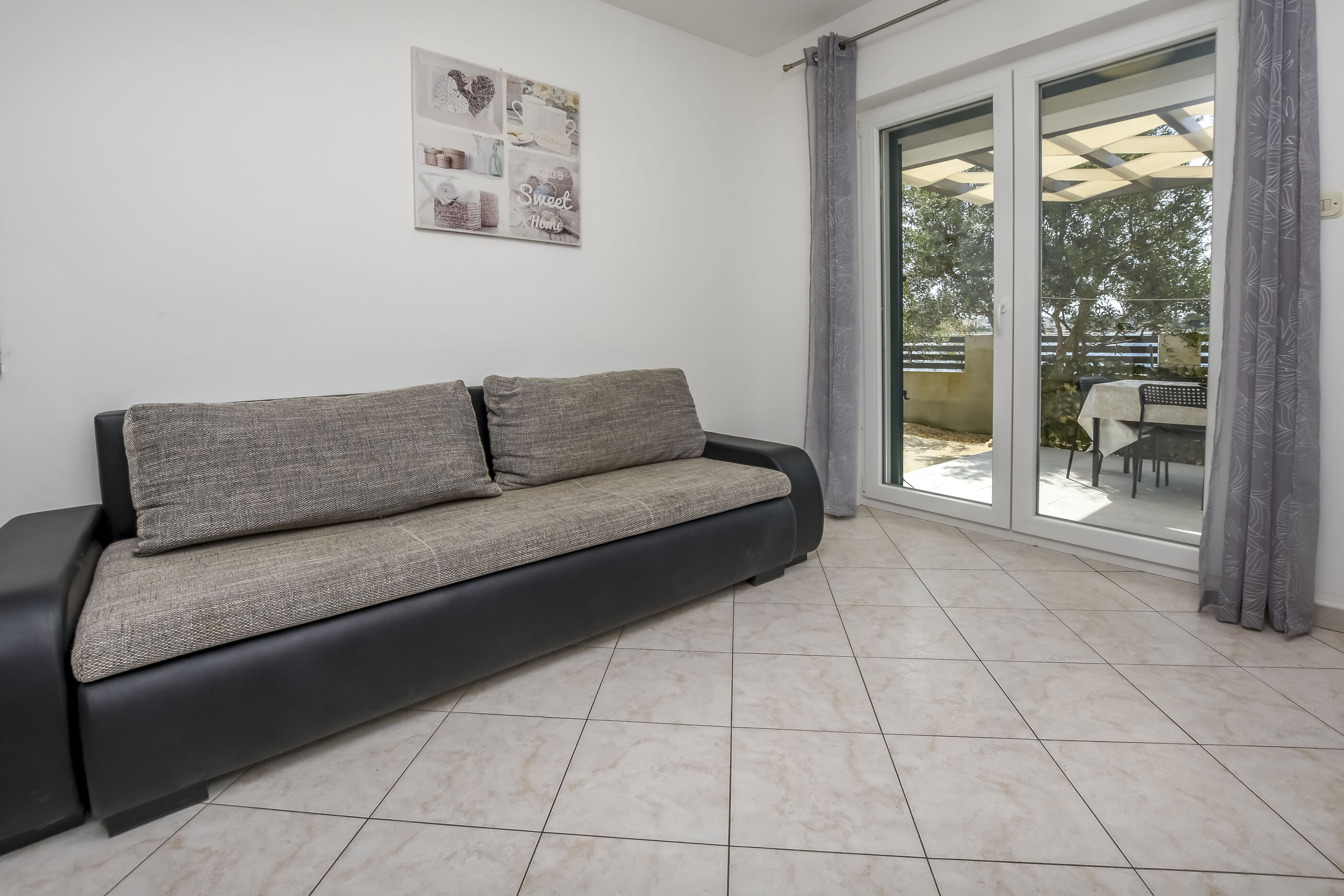 Apartments Seaside apartments Polić 82541-A2